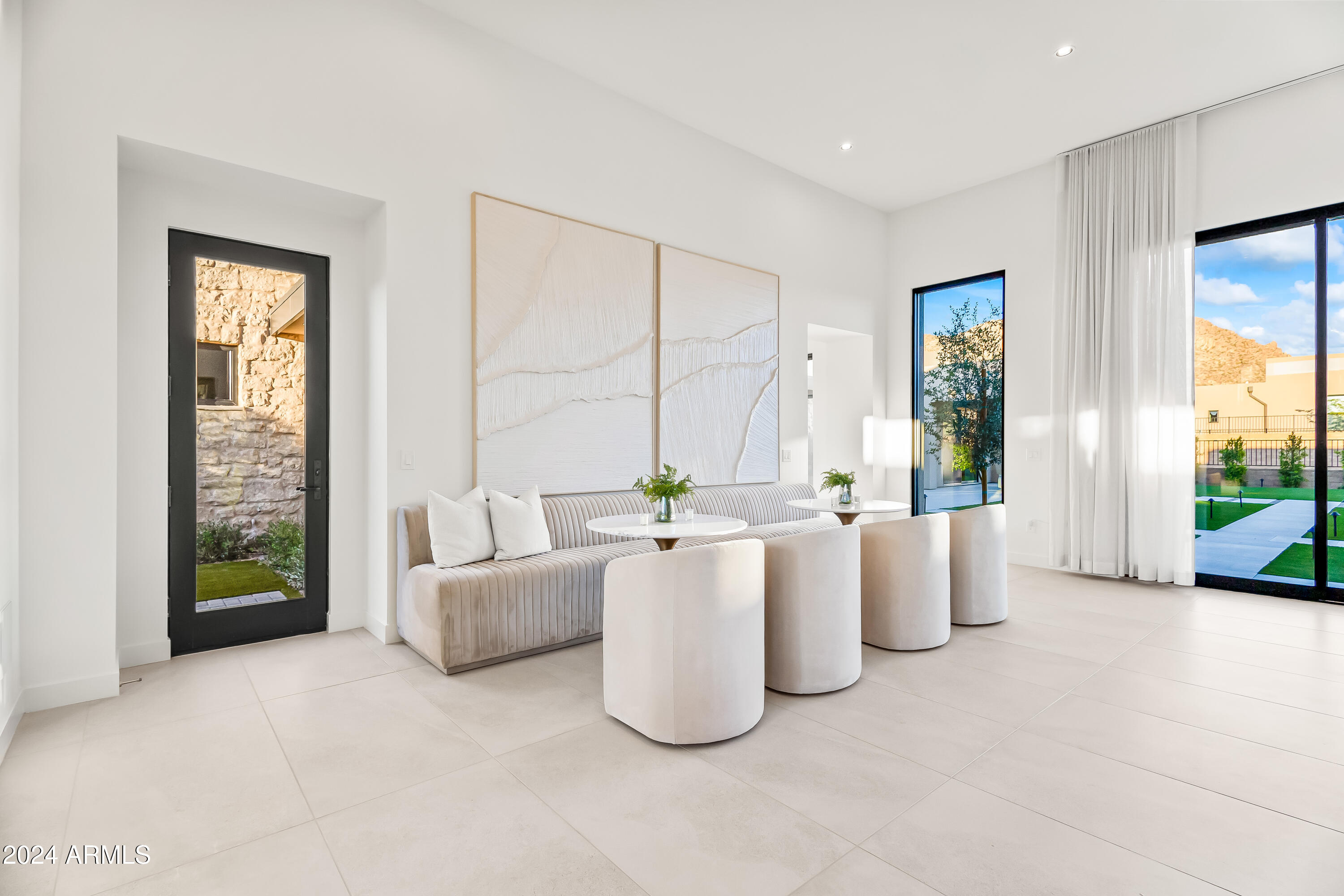 SKYE VIEW - Residential