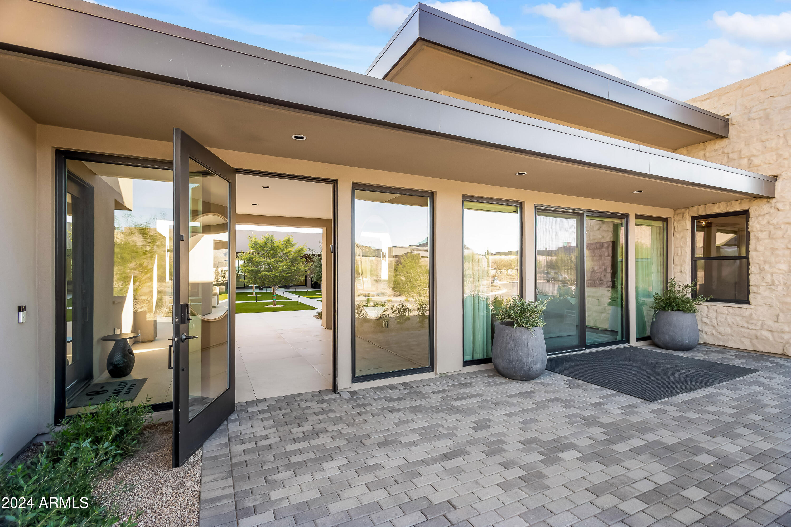 SKYE VIEW - Residential