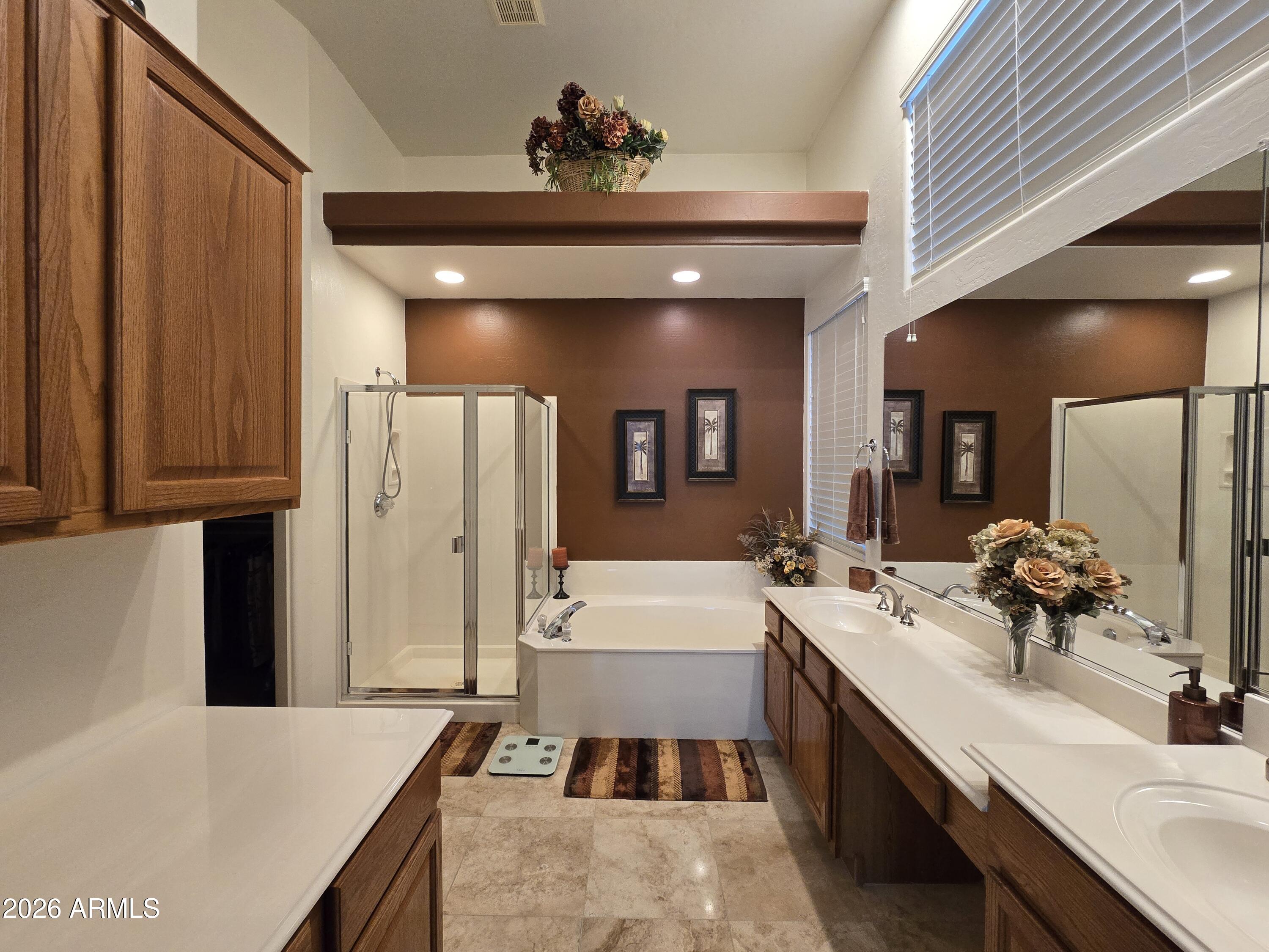 SADDLEVIEW - Residential