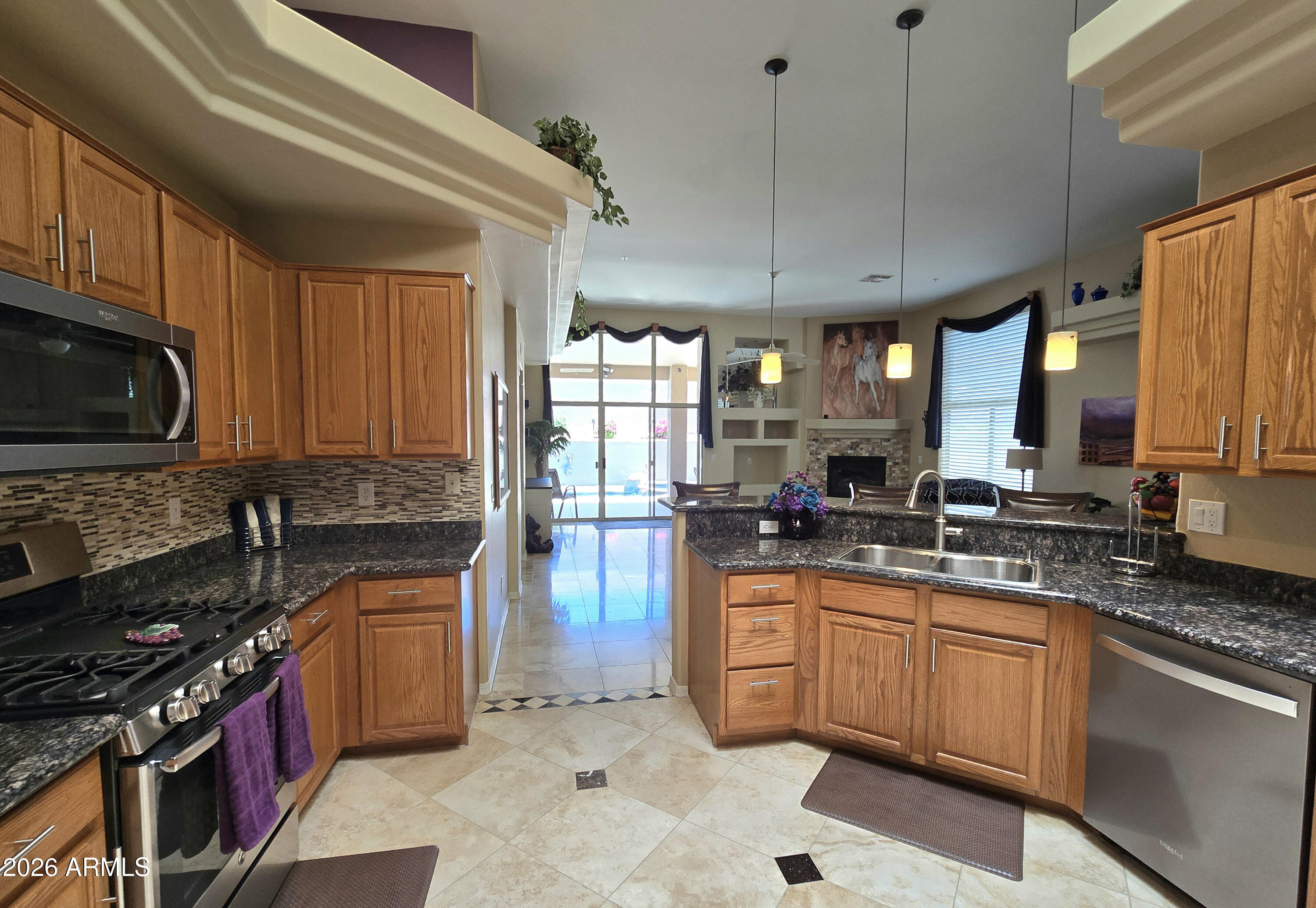 SADDLEVIEW - Residential