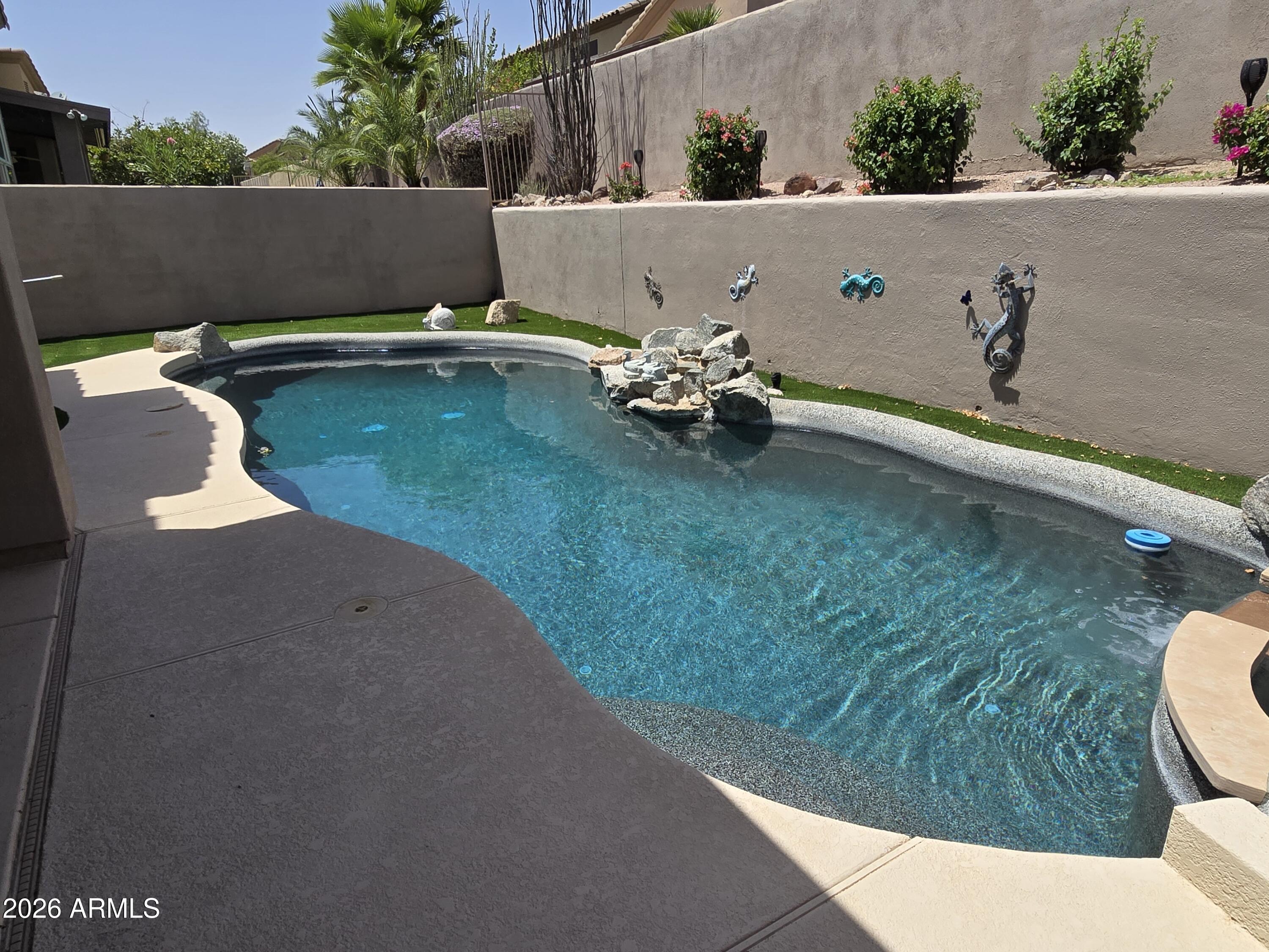 SADDLEVIEW - Residential