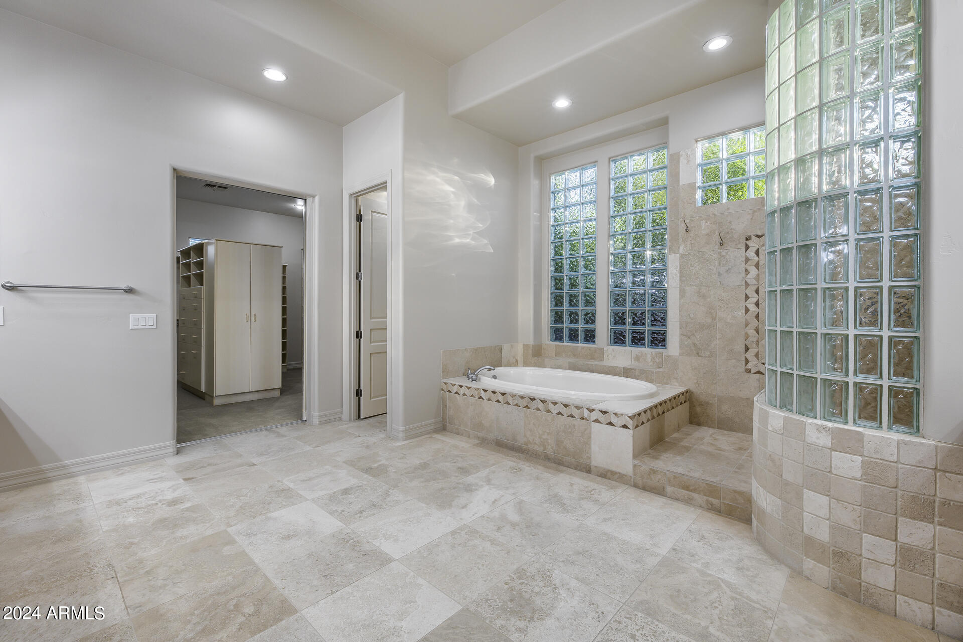 PINNACLE CANYON AT TROON NORTH UNIT 1 - Residential