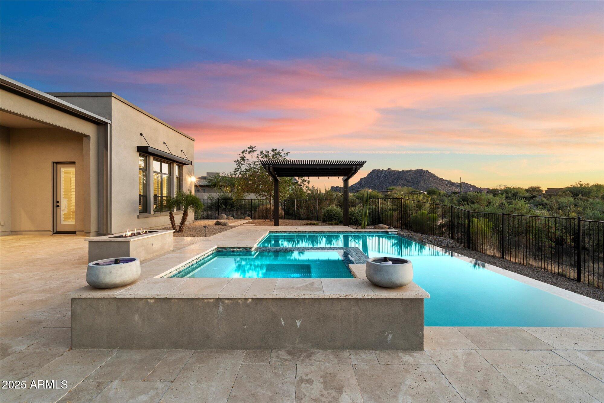 BOULDER RANCH - Residential