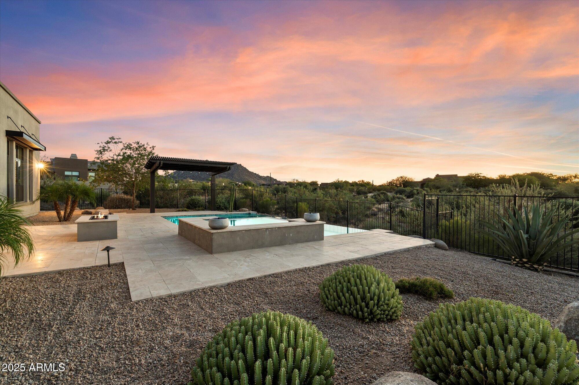 BOULDER RANCH - Residential