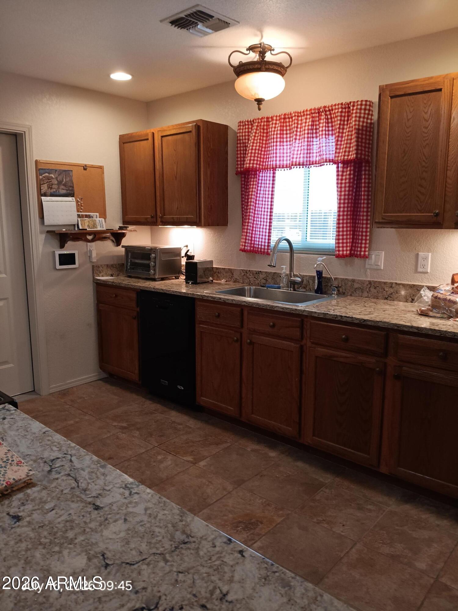 THE CLIFFS UNIT I Lot 12 - Residential