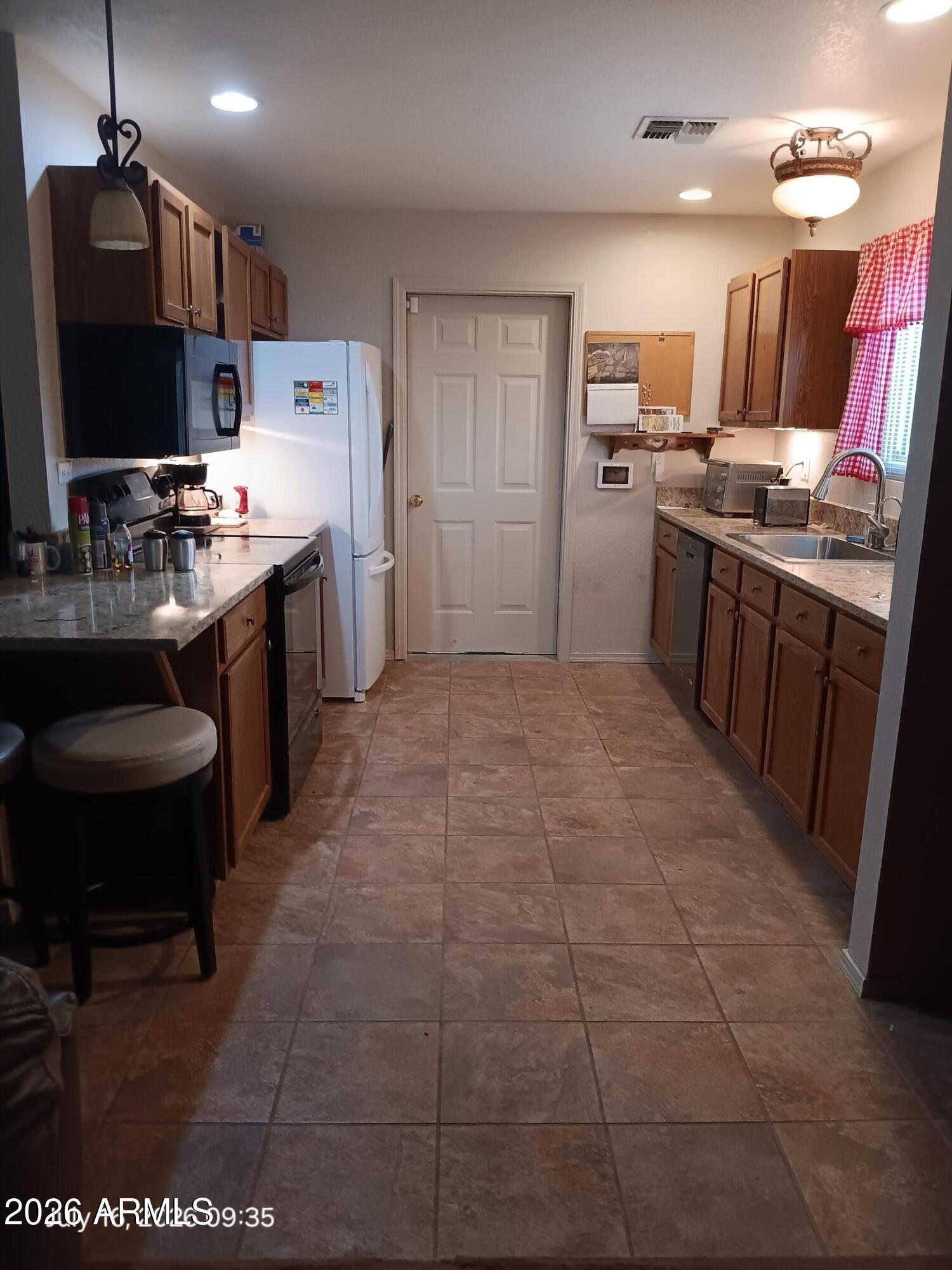 THE CLIFFS UNIT I Lot 12 - Residential