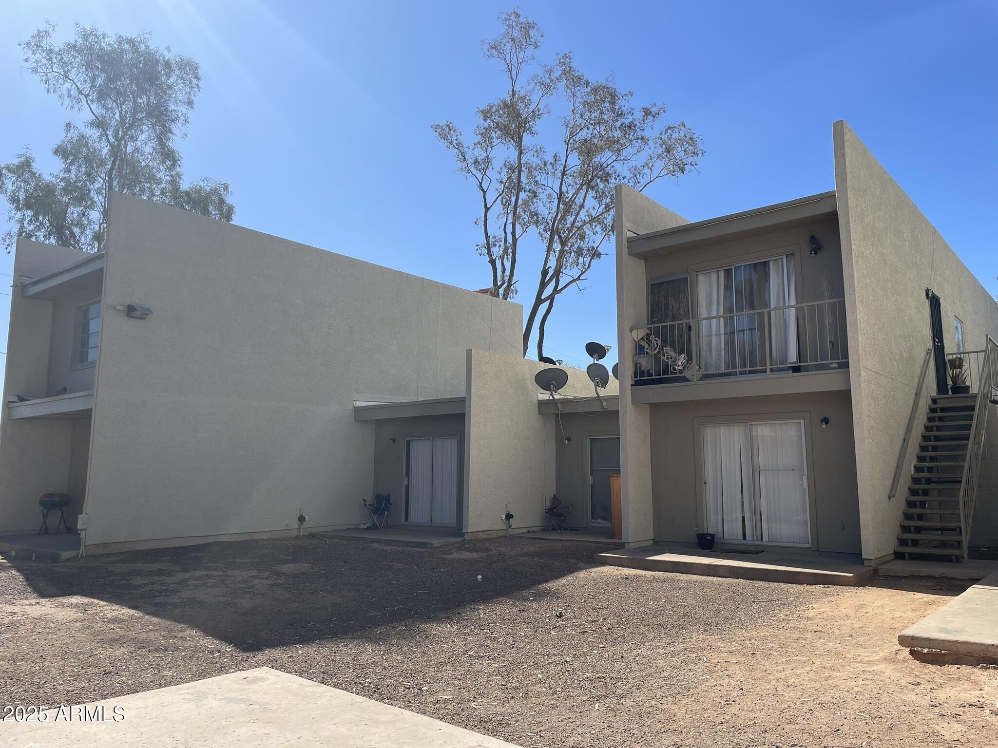 GREENWAY MANOR - Residential Income