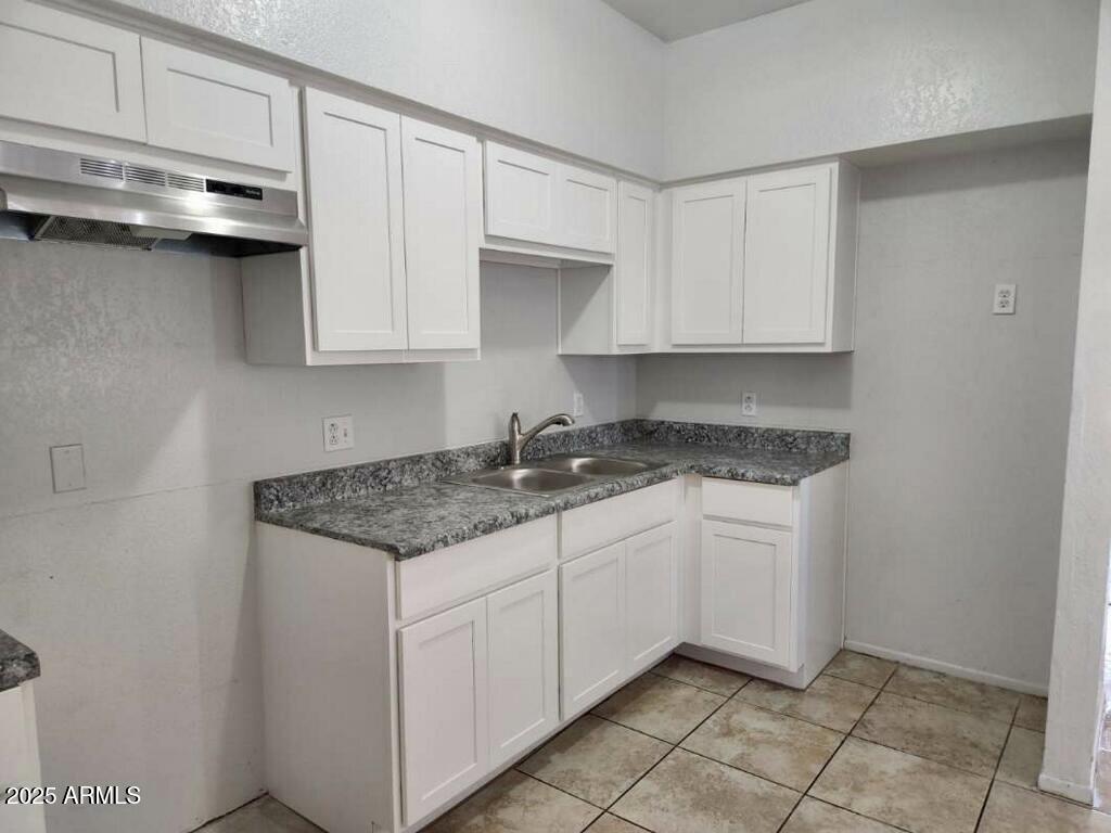 GREENWAY MANOR - Residential Income
