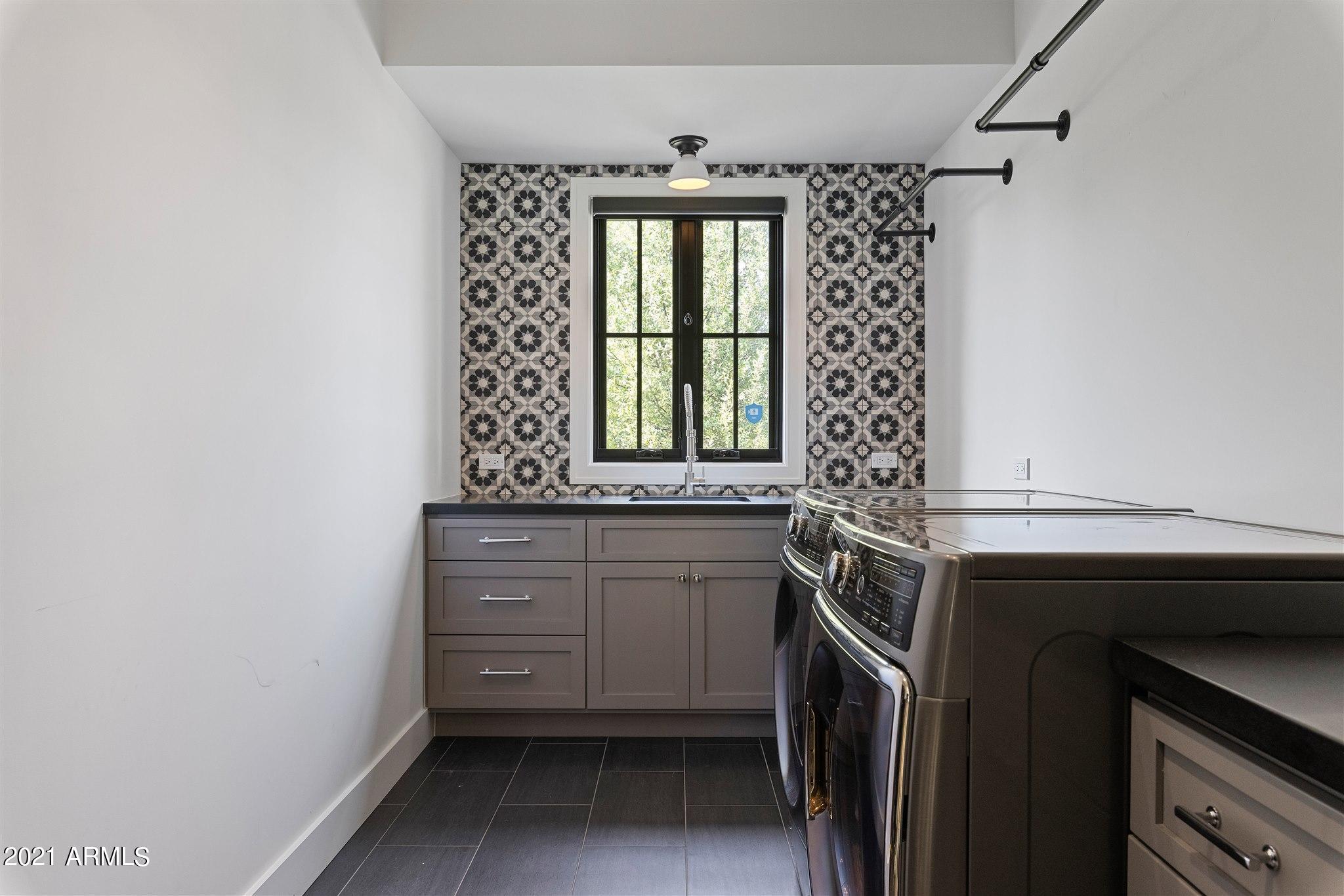 ARCADIAN TERRACE - Residential