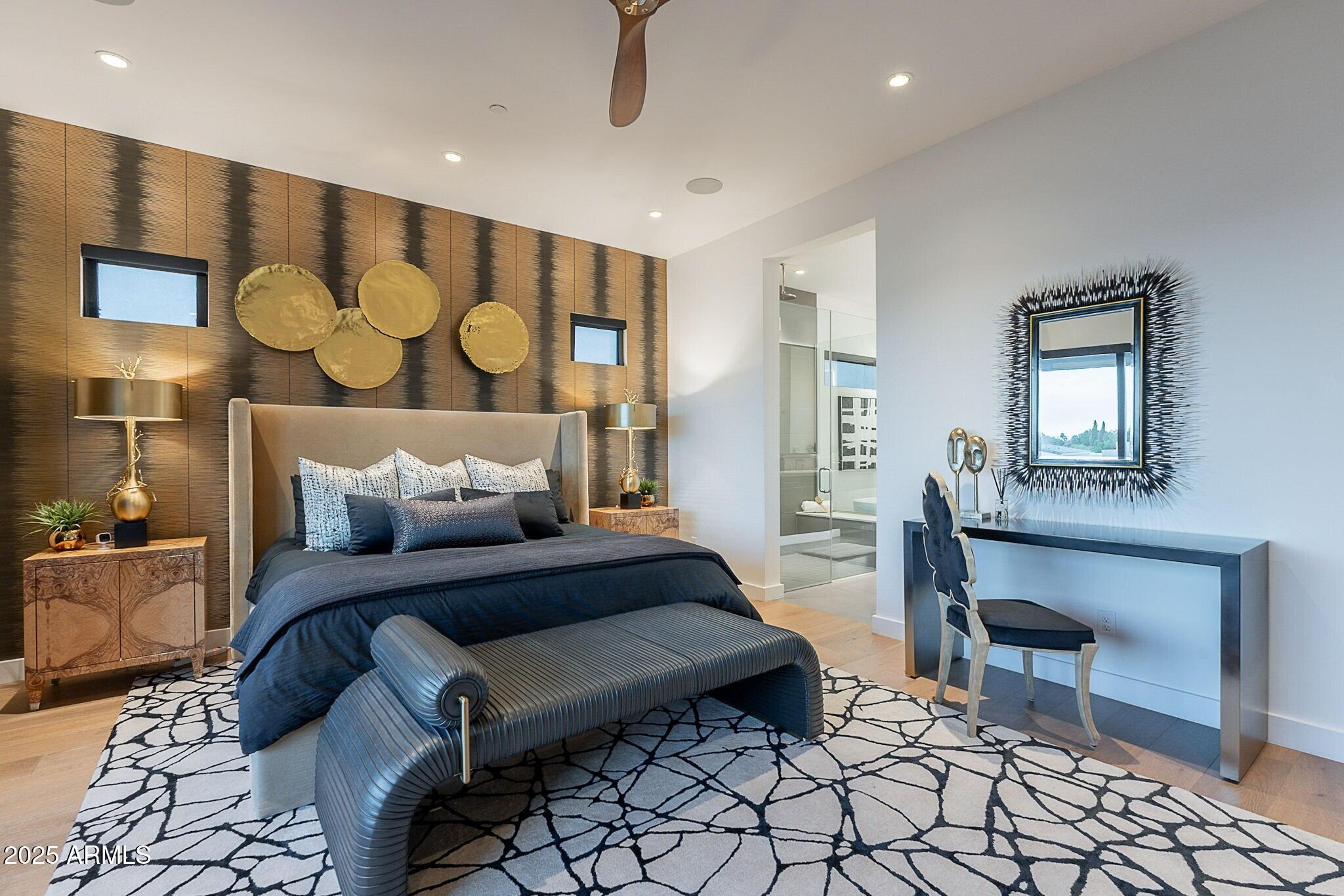 PHOENICIAN - Residential