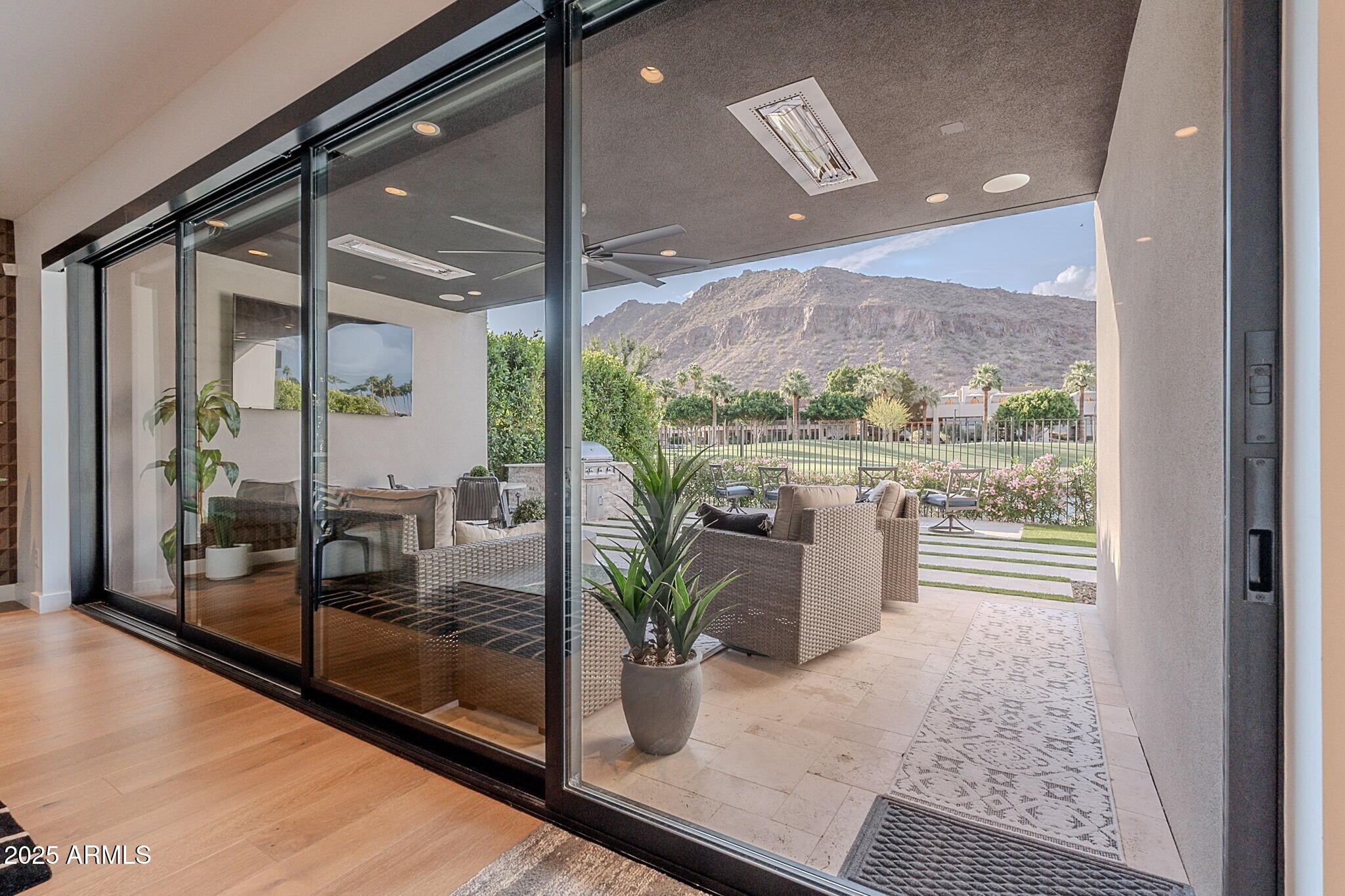 PHOENICIAN - Residential