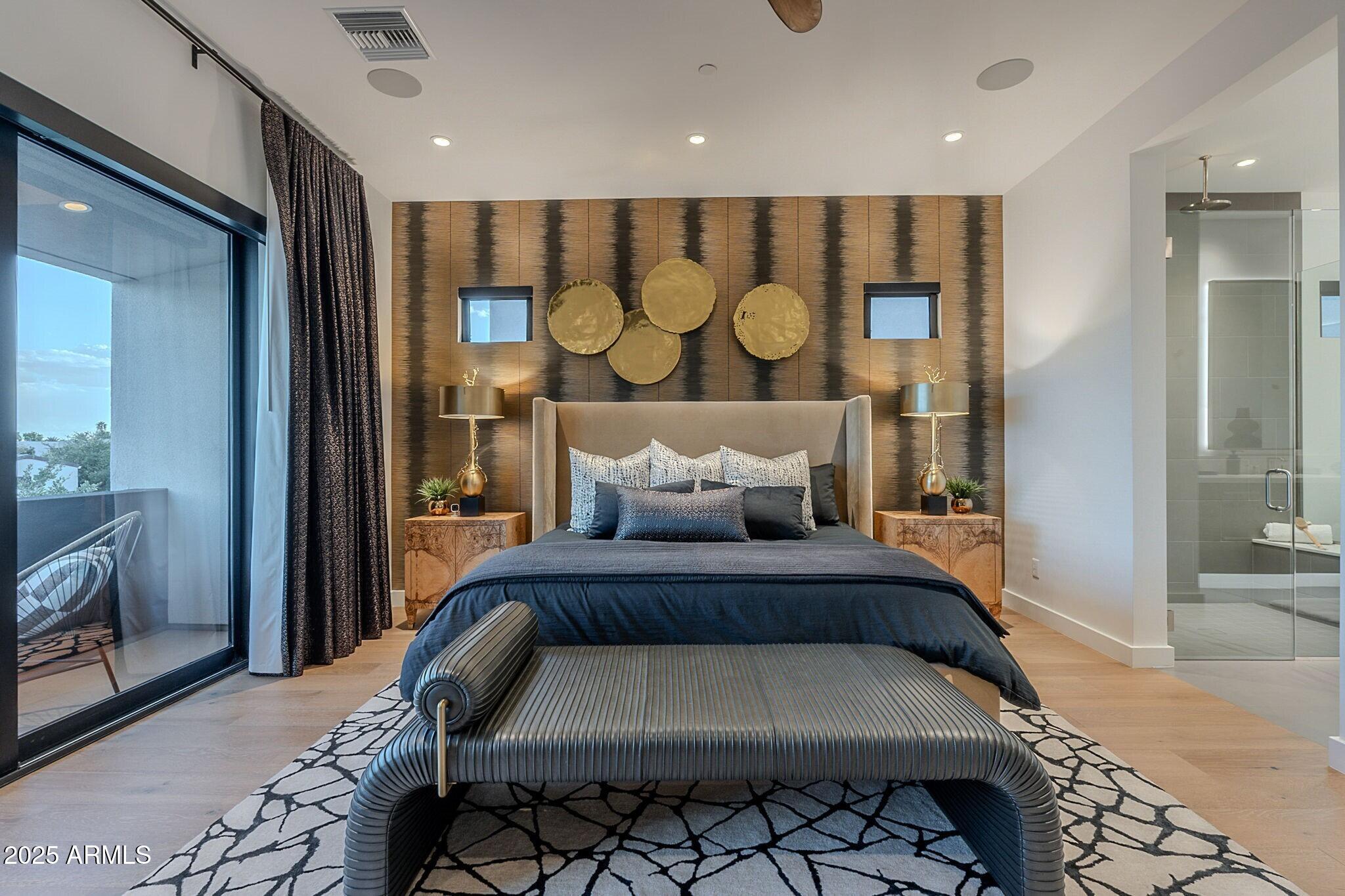 PHOENICIAN - Residential
