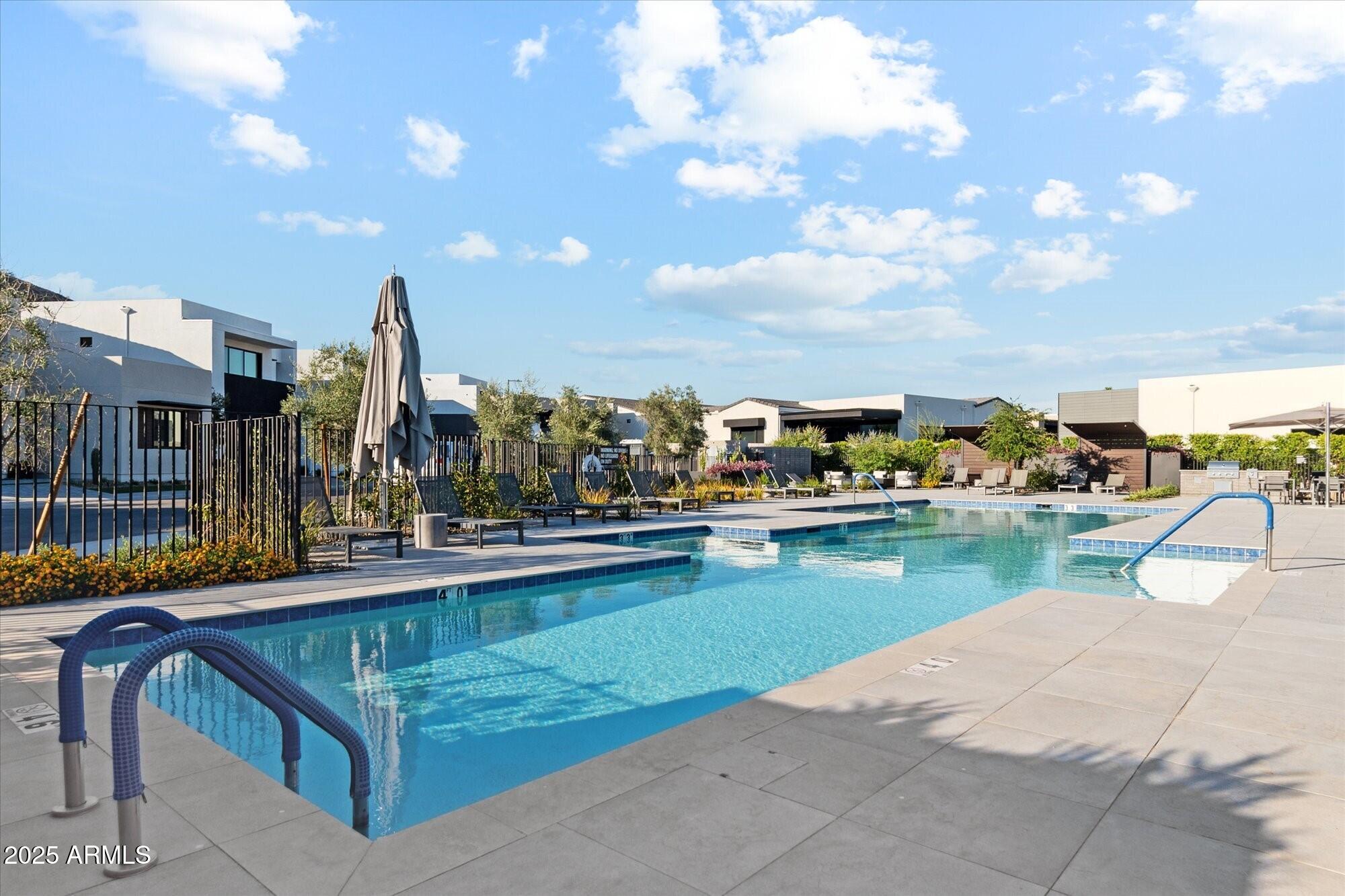 PHOENICIAN - Residential