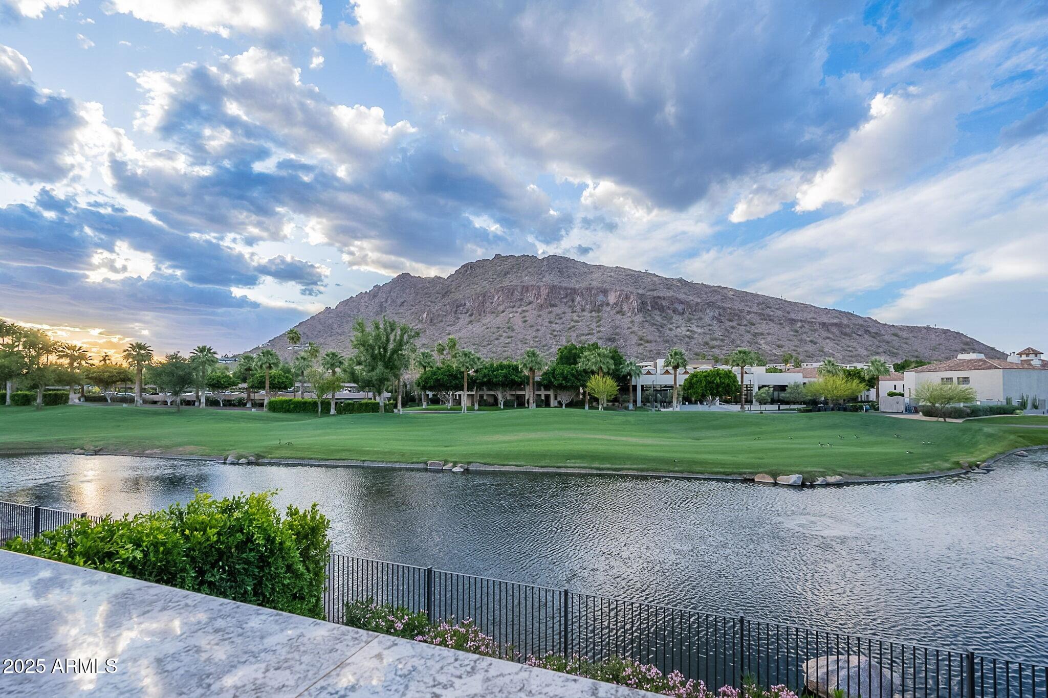 PHOENICIAN - Residential