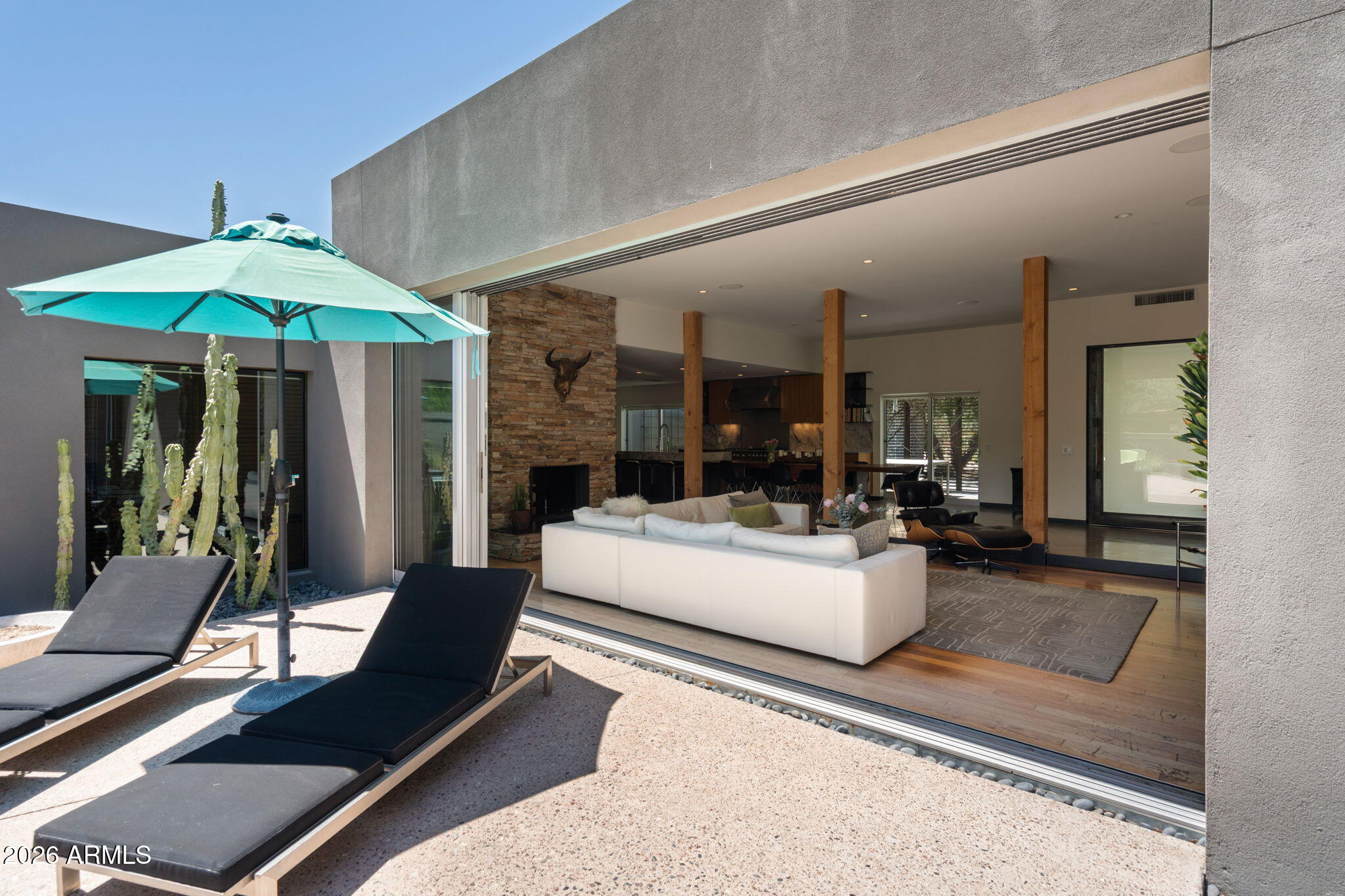 HERITAGE HILLS/CAMELBACK CANYON ESTATES - Residential