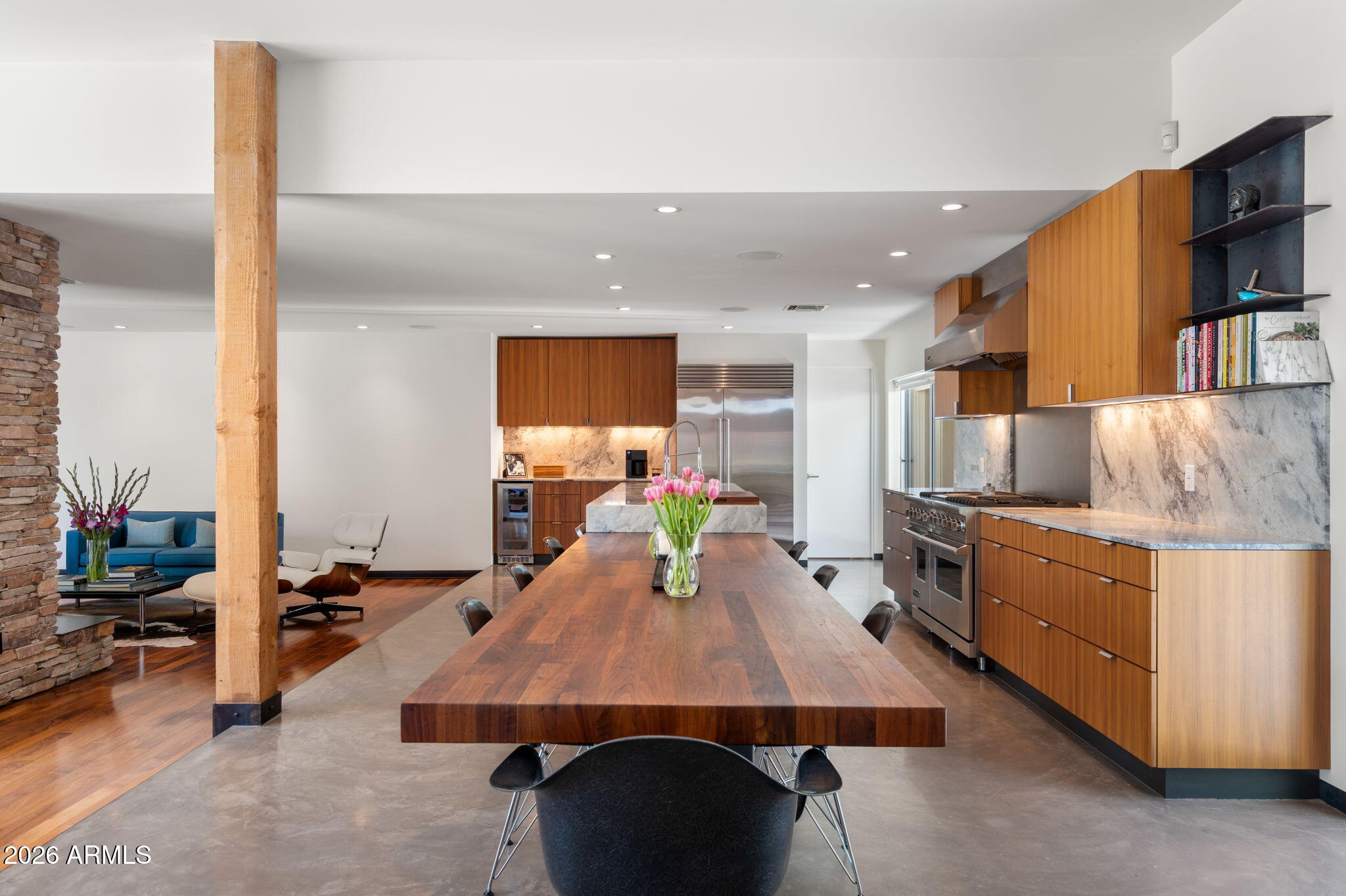 HERITAGE HILLS/CAMELBACK CANYON ESTATES - Residential