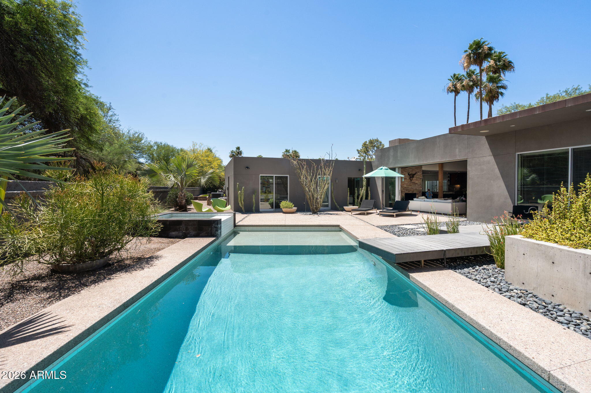 HERITAGE HILLS/CAMELBACK CANYON ESTATES - Residential