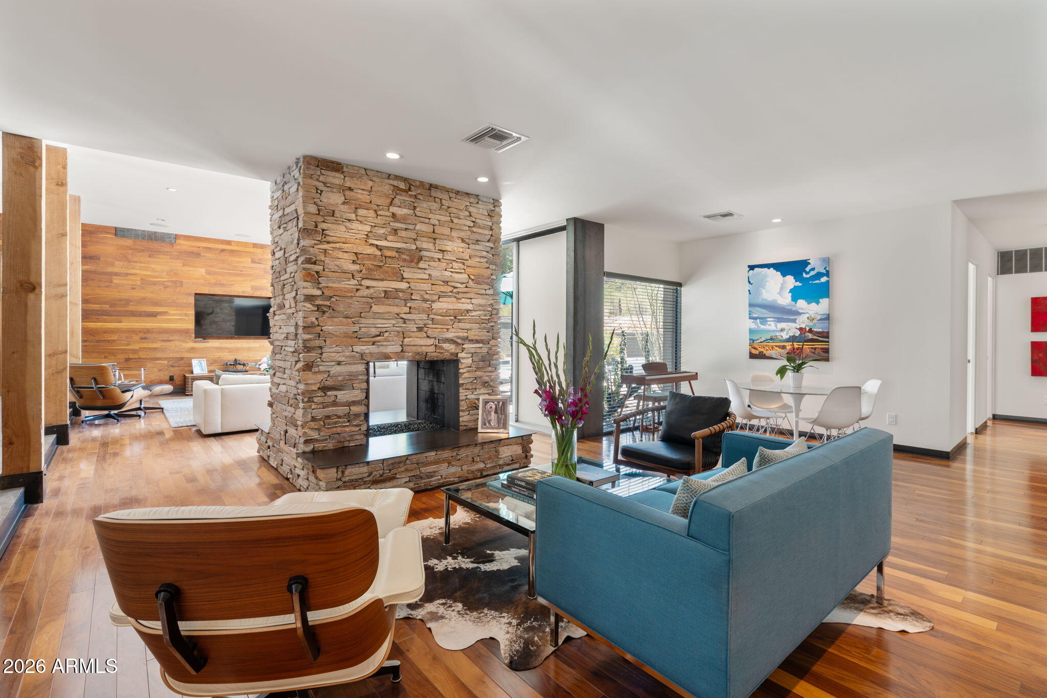 HERITAGE HILLS/CAMELBACK CANYON ESTATES - Residential