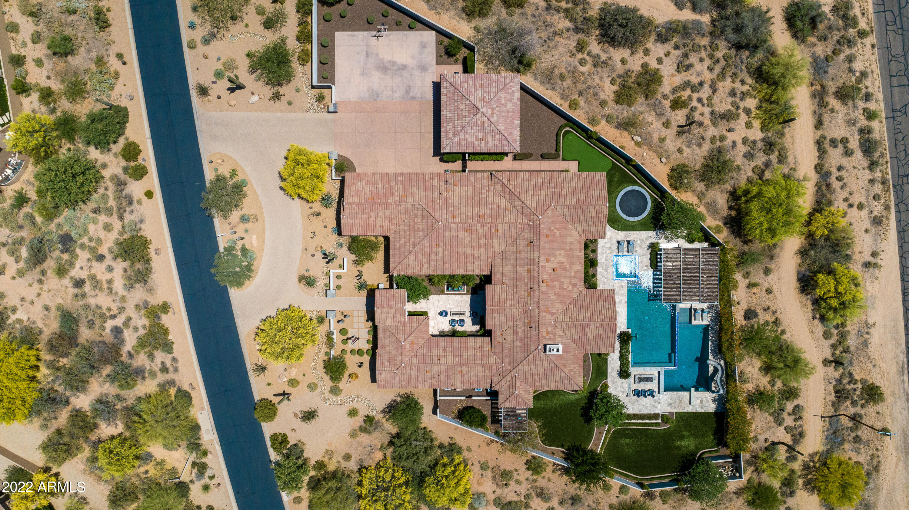 SAGUARO ESTATES - Residential