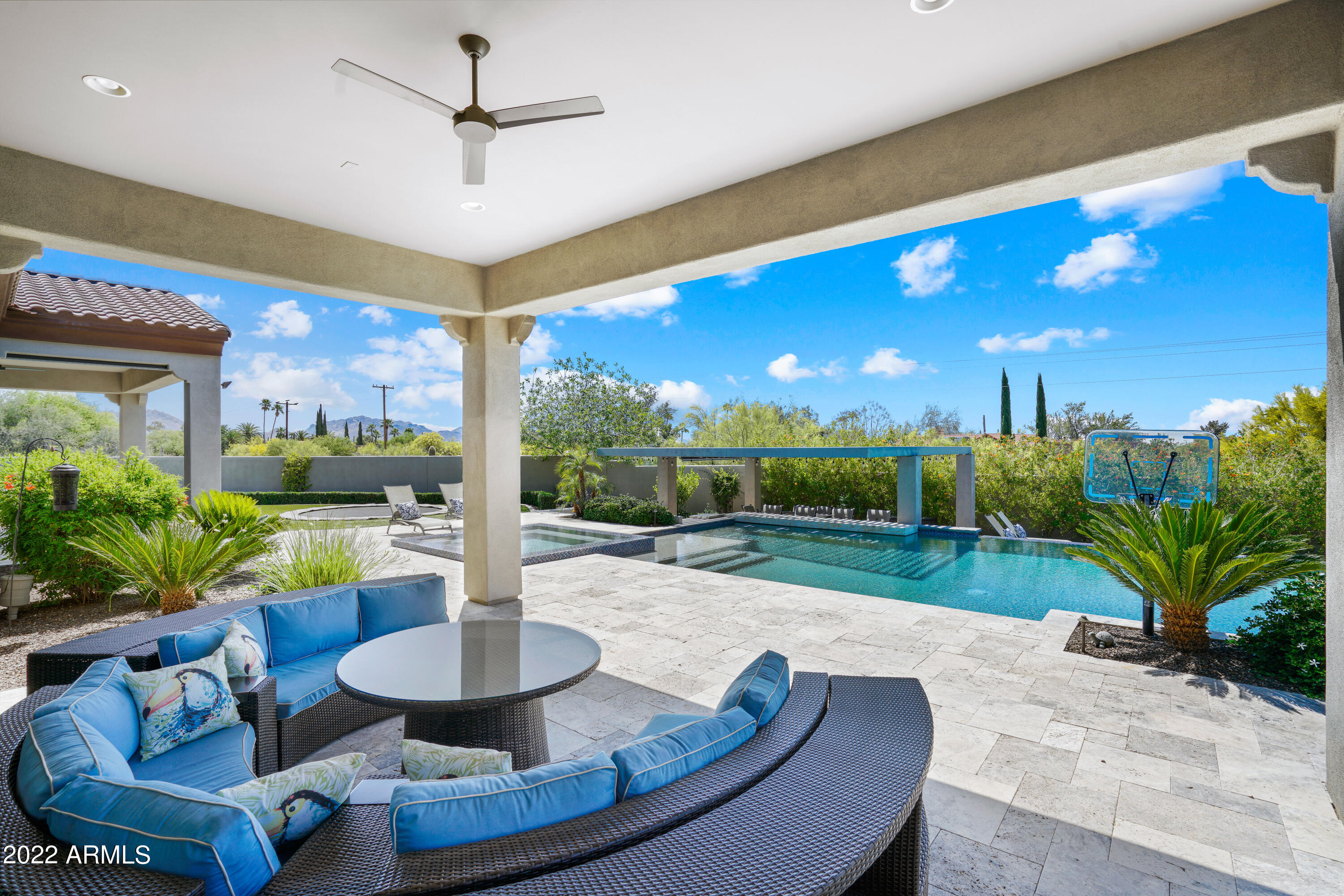 SAGUARO ESTATES - Residential