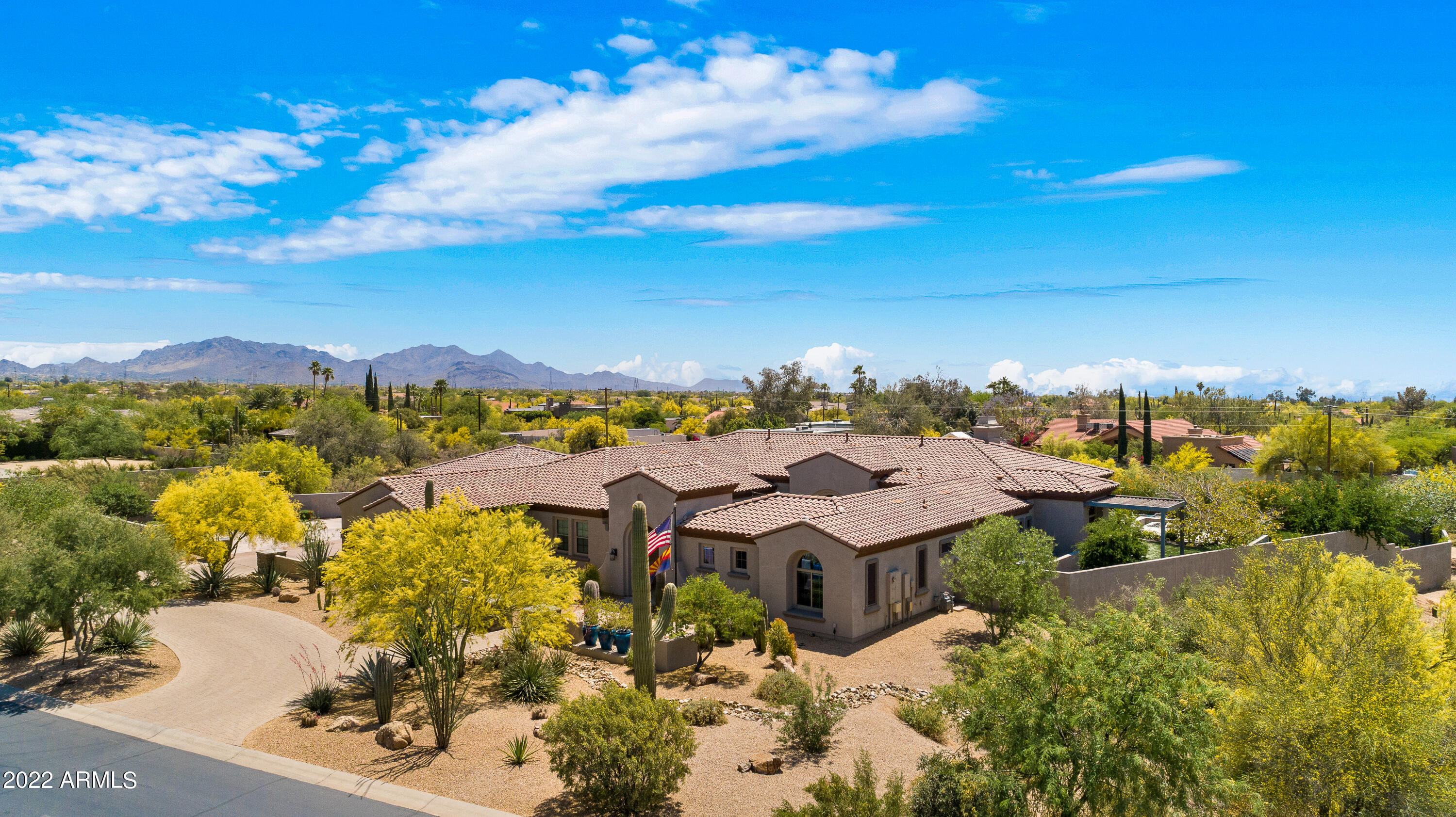 SAGUARO ESTATES - Residential