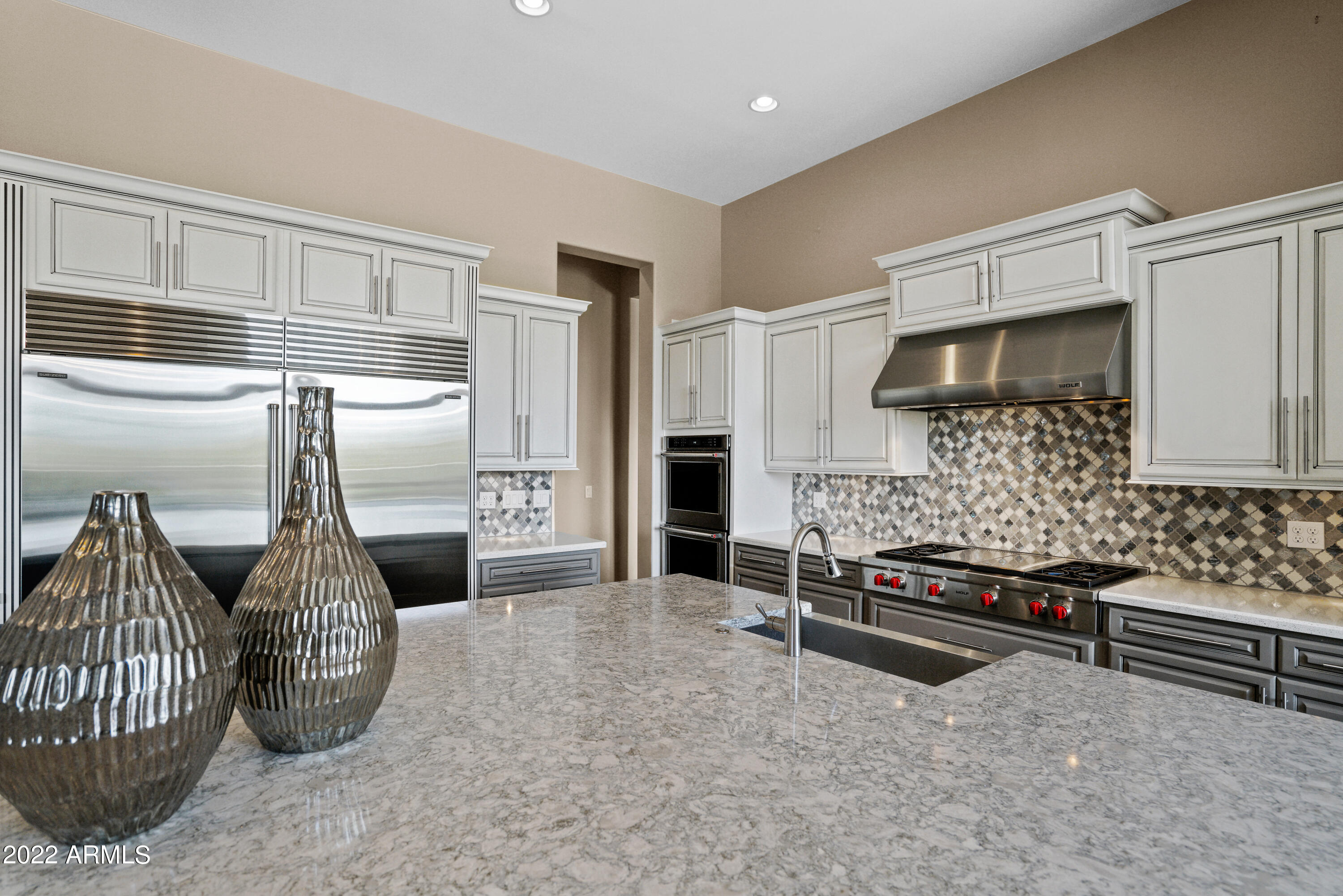 SAGUARO ESTATES - Residential