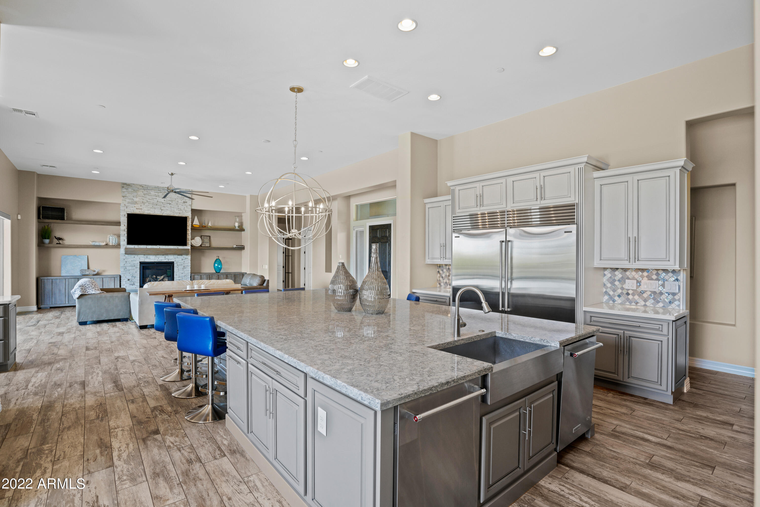 SAGUARO ESTATES - Residential