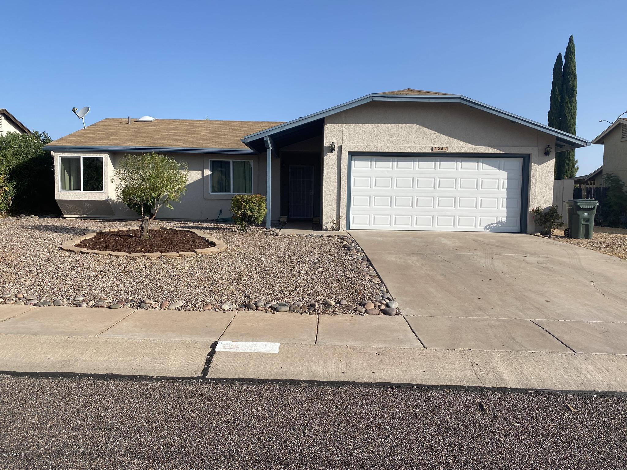 A must see...3 Bedroom, 2 Bath, 2 car garage,Low maintenance block walled yard. 
New A/C, Windows and Screens,Garage door, Exterior body painted  September 2020..