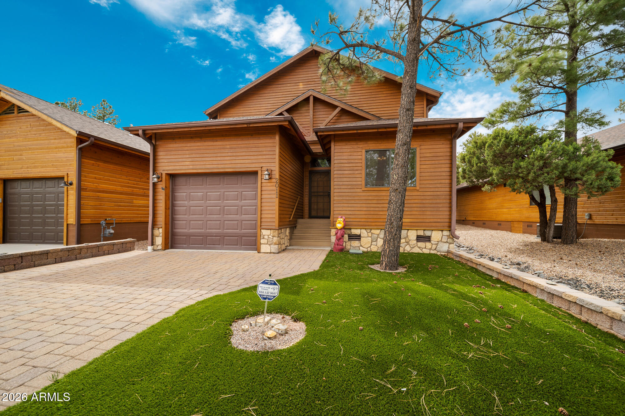 CREEKSIDE - Residential