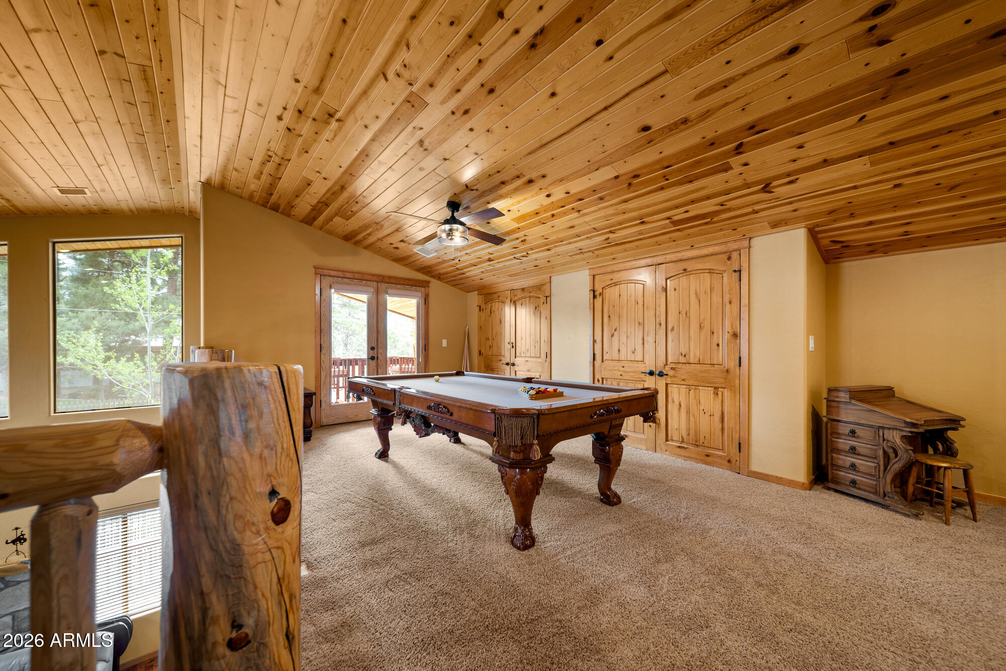 CREEKSIDE - Residential