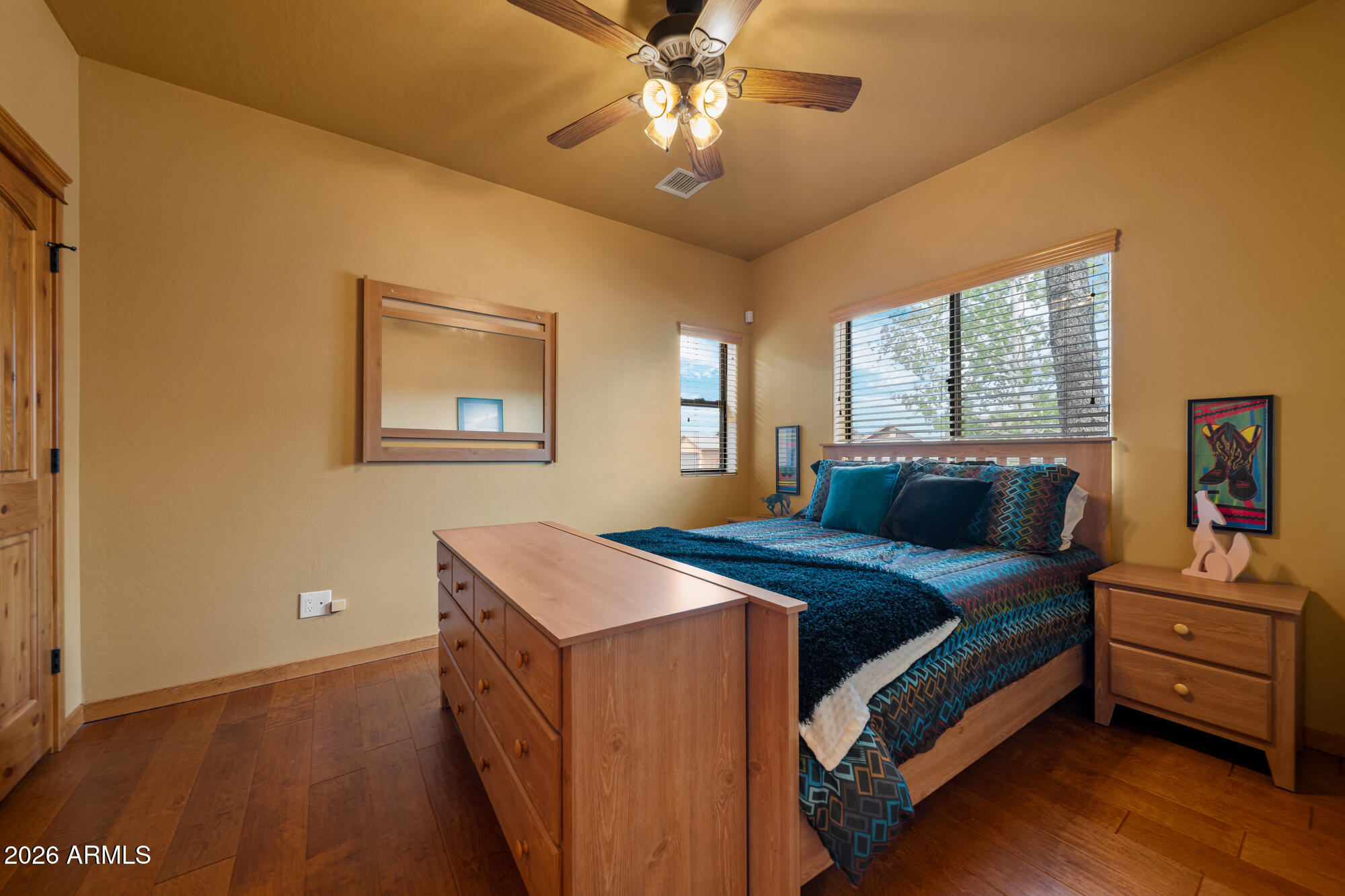 CREEKSIDE - Residential
