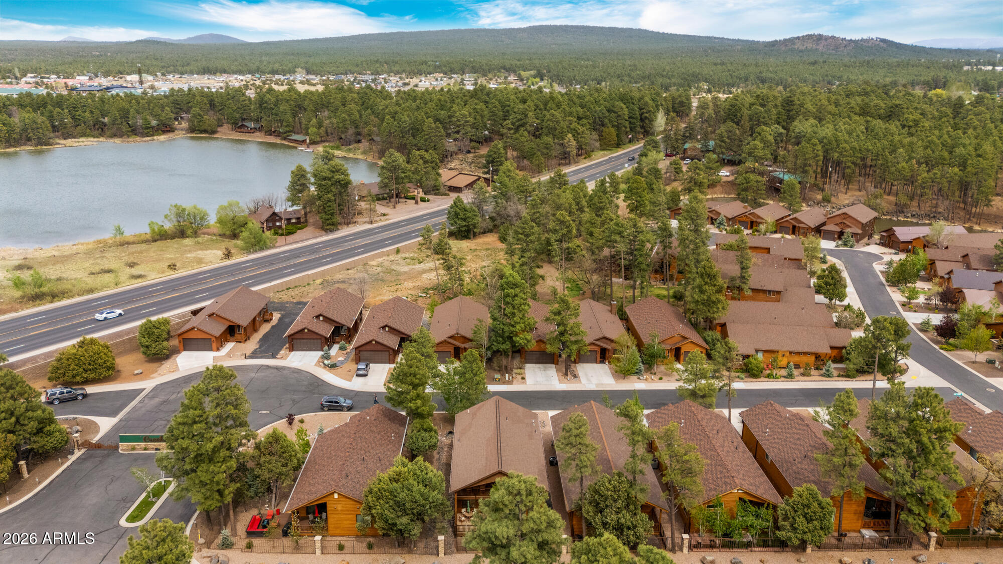 CREEKSIDE - Residential
