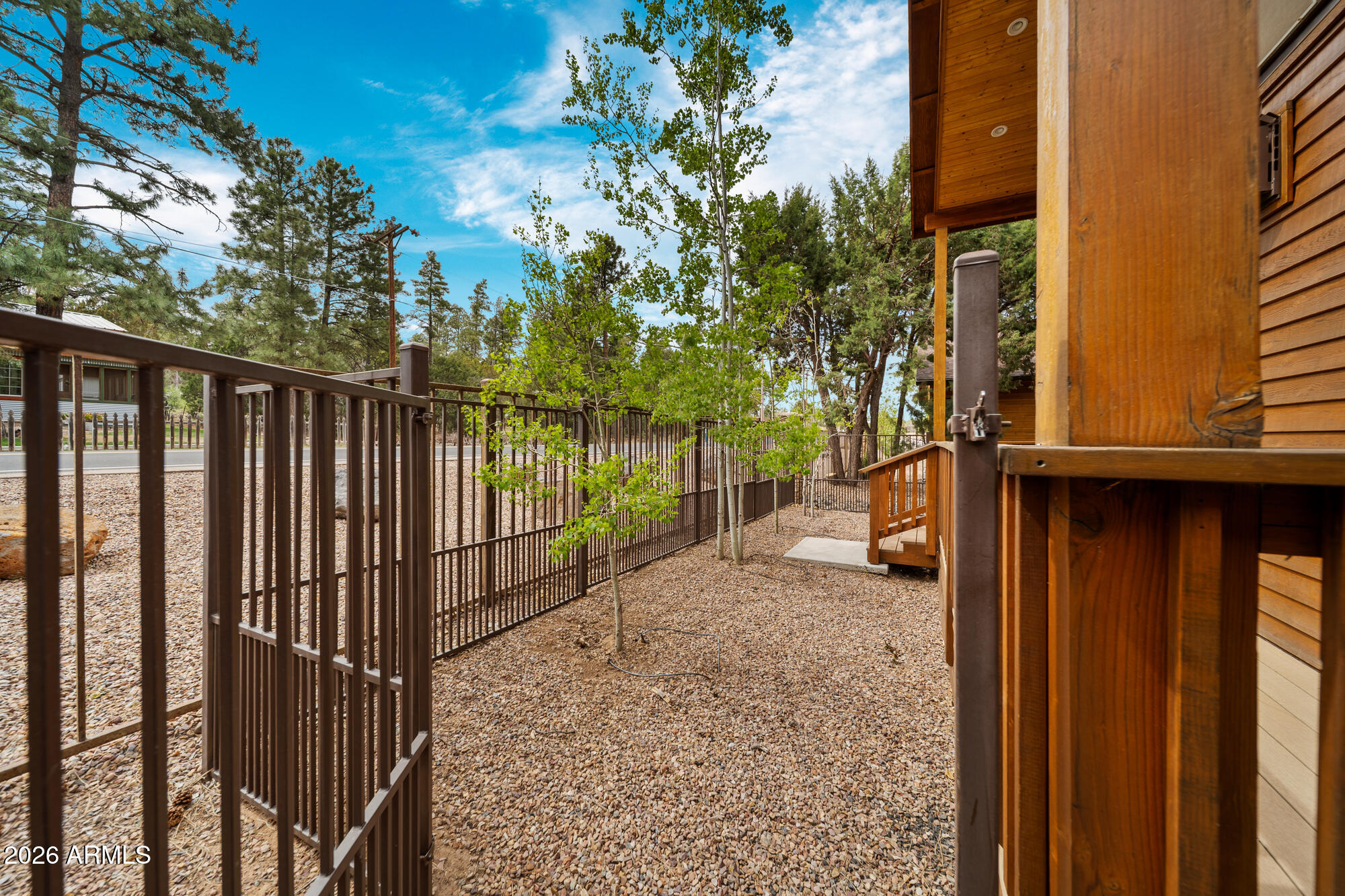 CREEKSIDE - Residential