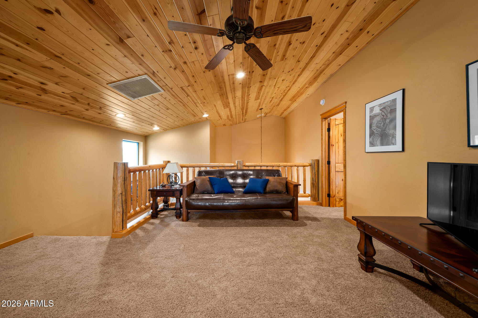 CREEKSIDE - Residential