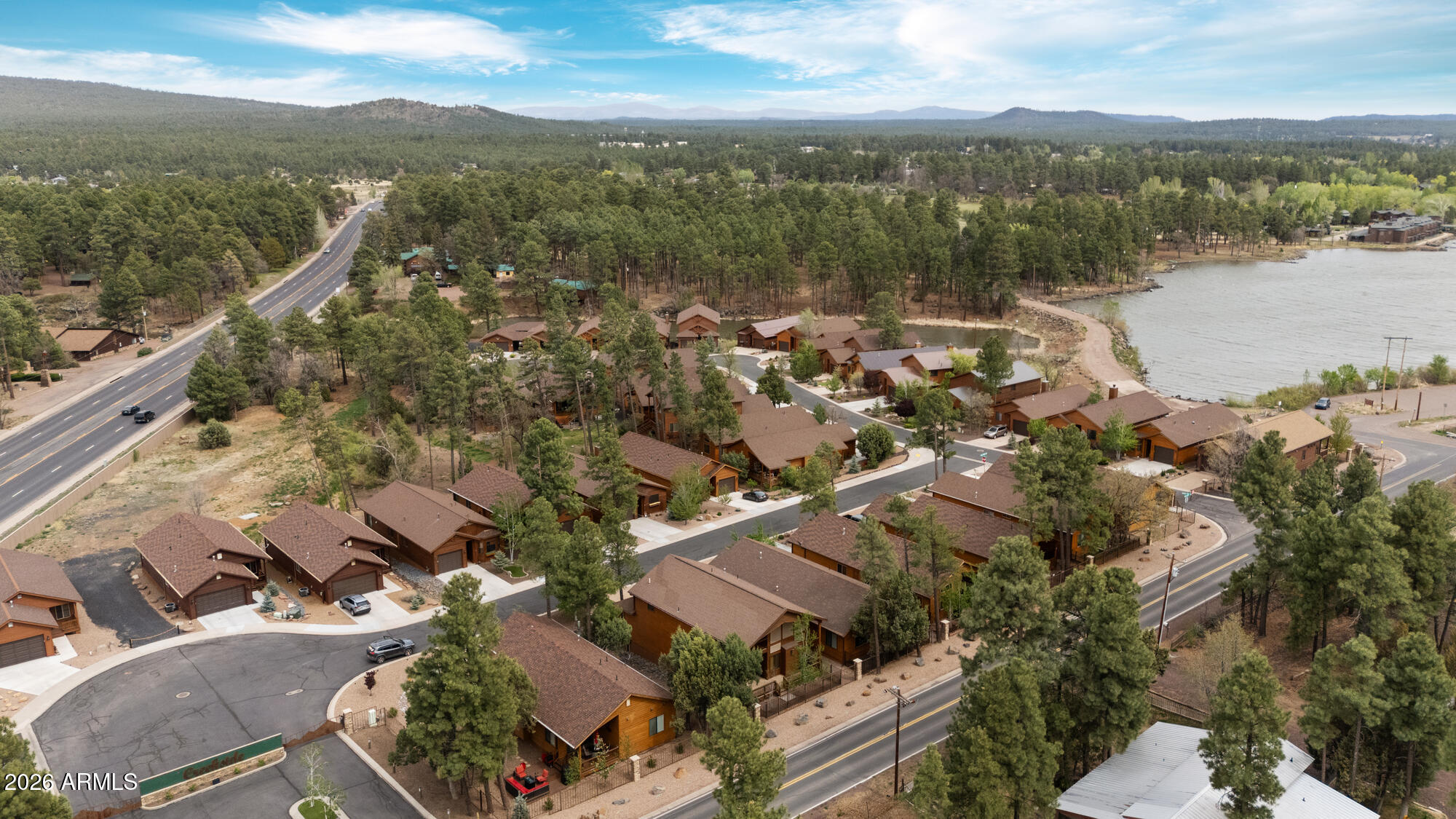 CREEKSIDE - Residential