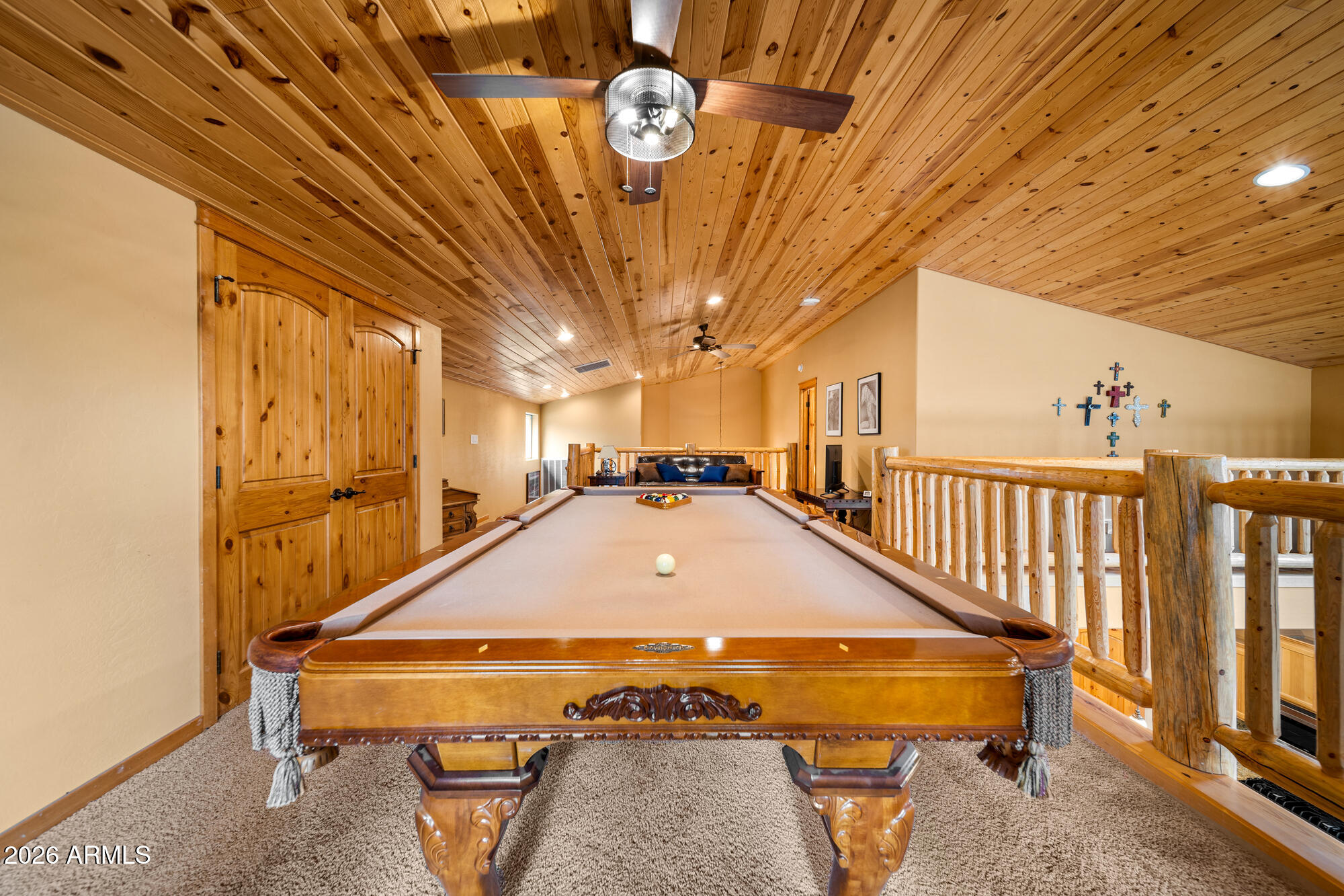 CREEKSIDE - Residential
