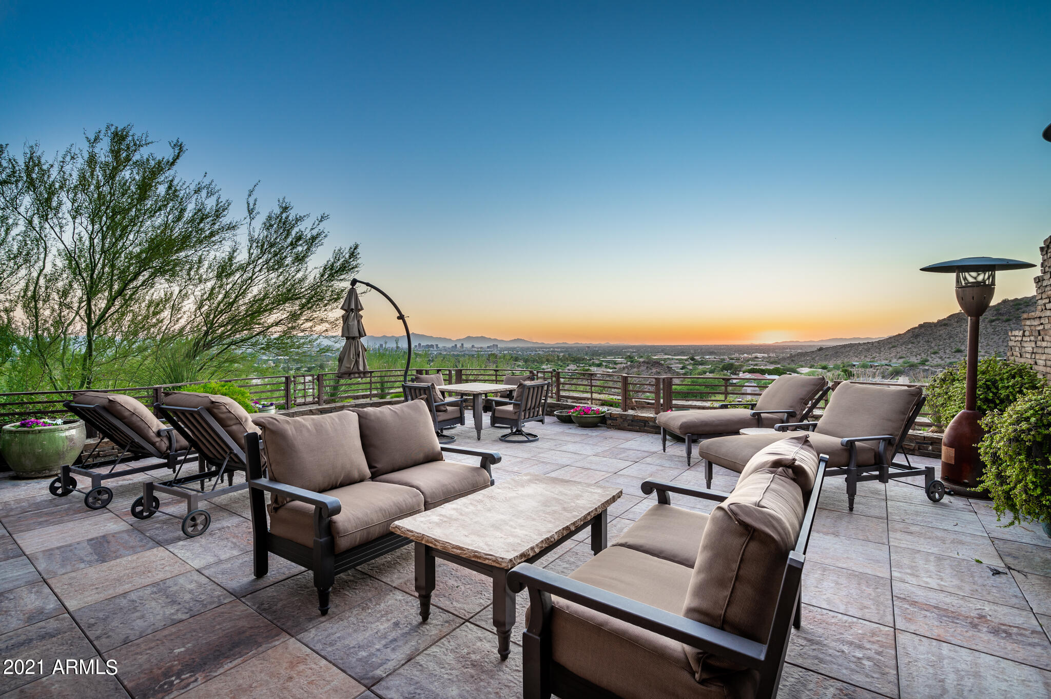 BILTMORE MOUNTAIN ESTATES LOT 1-39 TR A-H J K - Residential