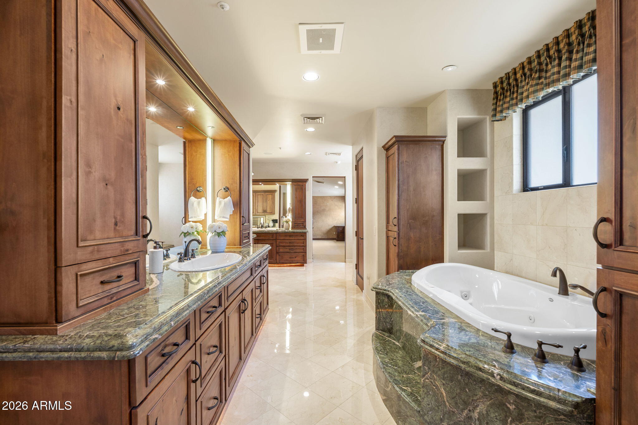 CORAL GABLES ESTATES - Residential