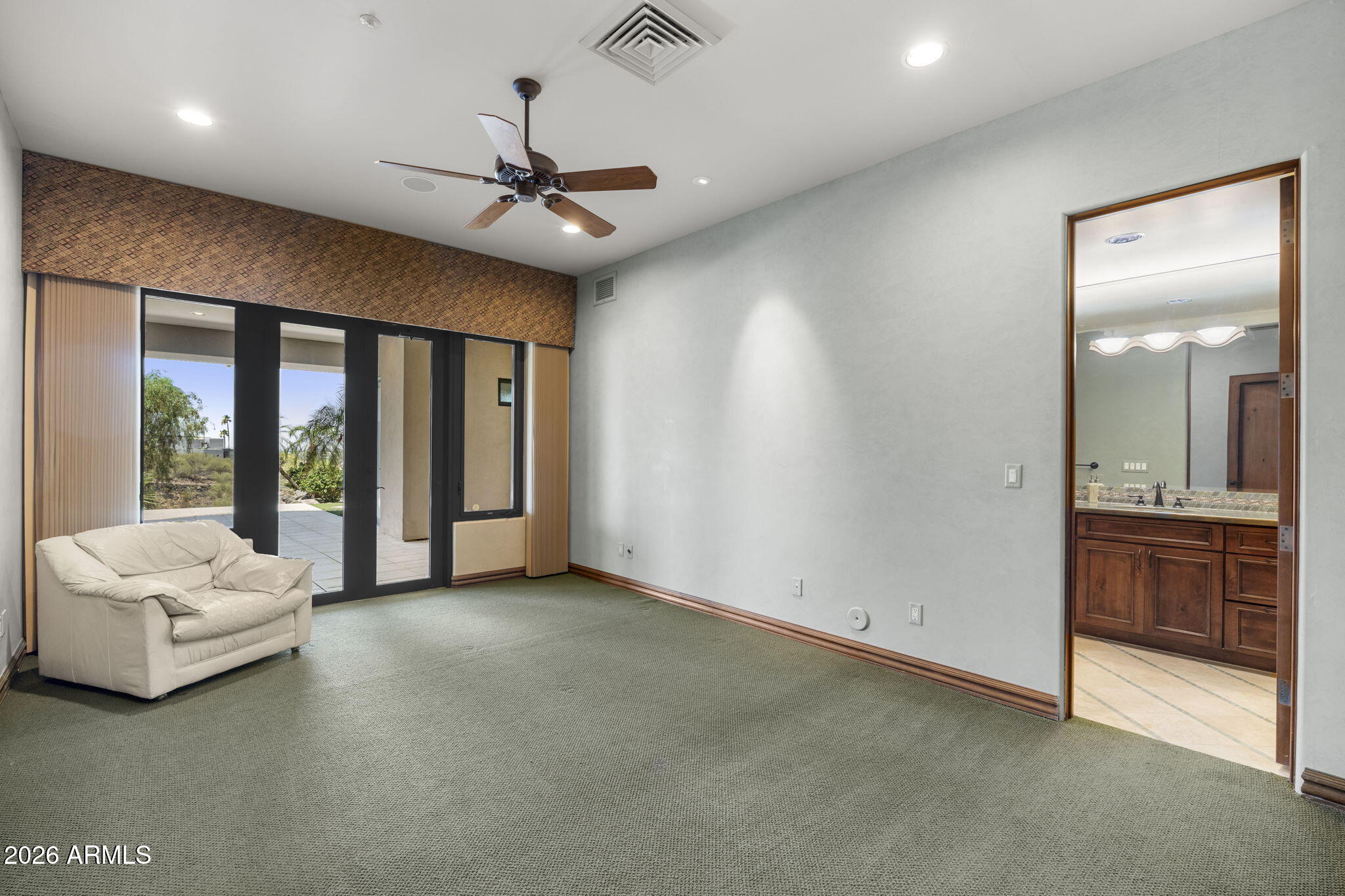 CORAL GABLES ESTATES - Residential