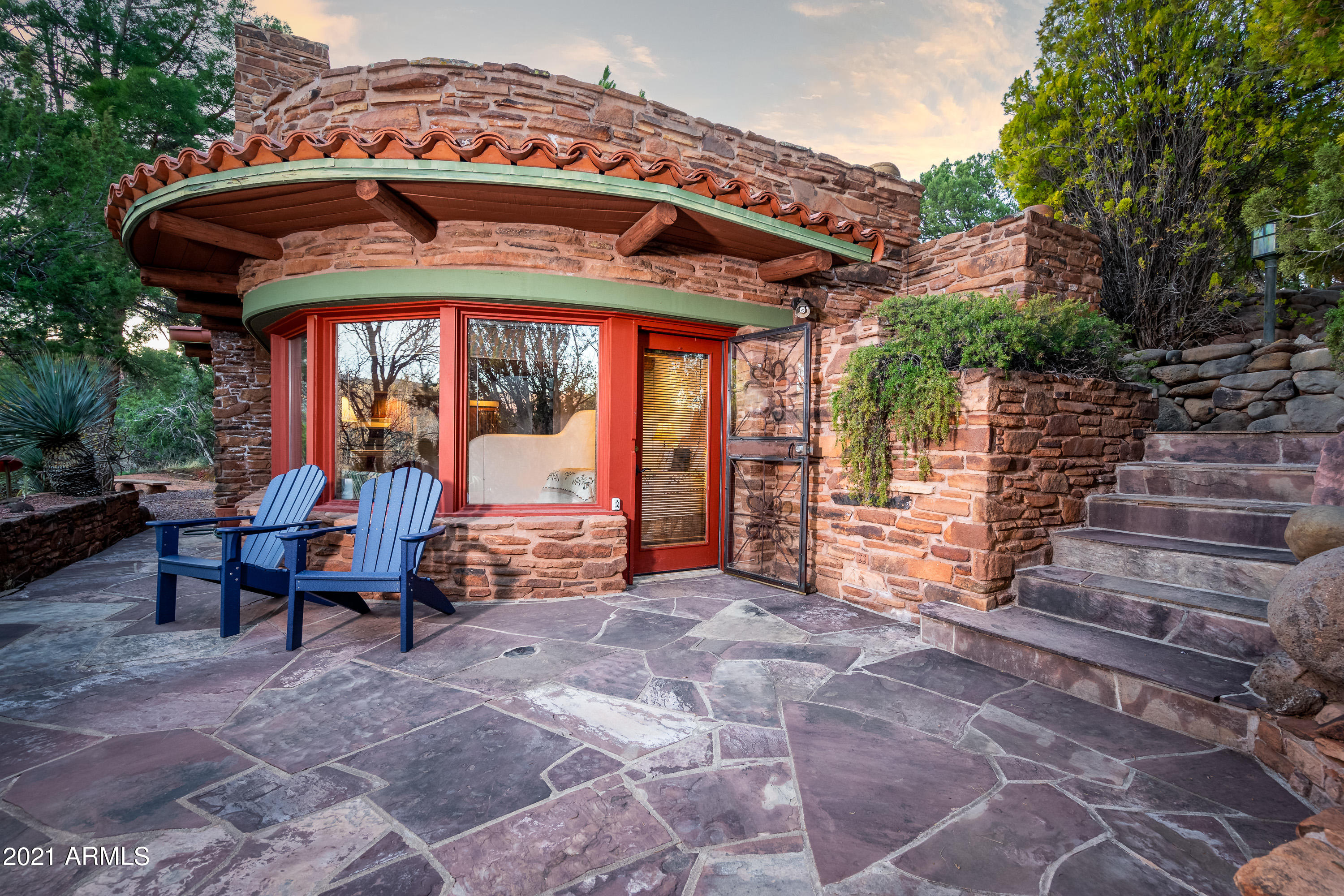 EAST CUP OF GOLD ESTATES - Residential