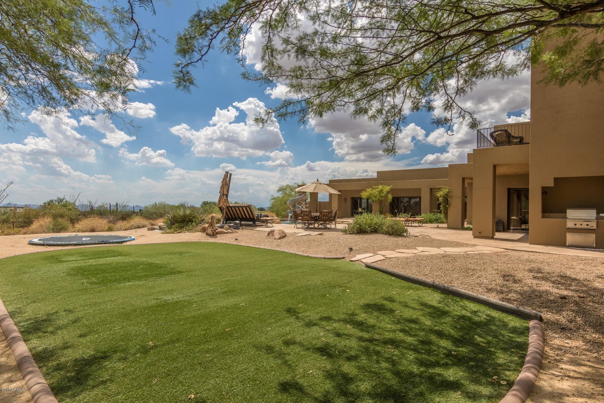 Pinnacle Place - Residential