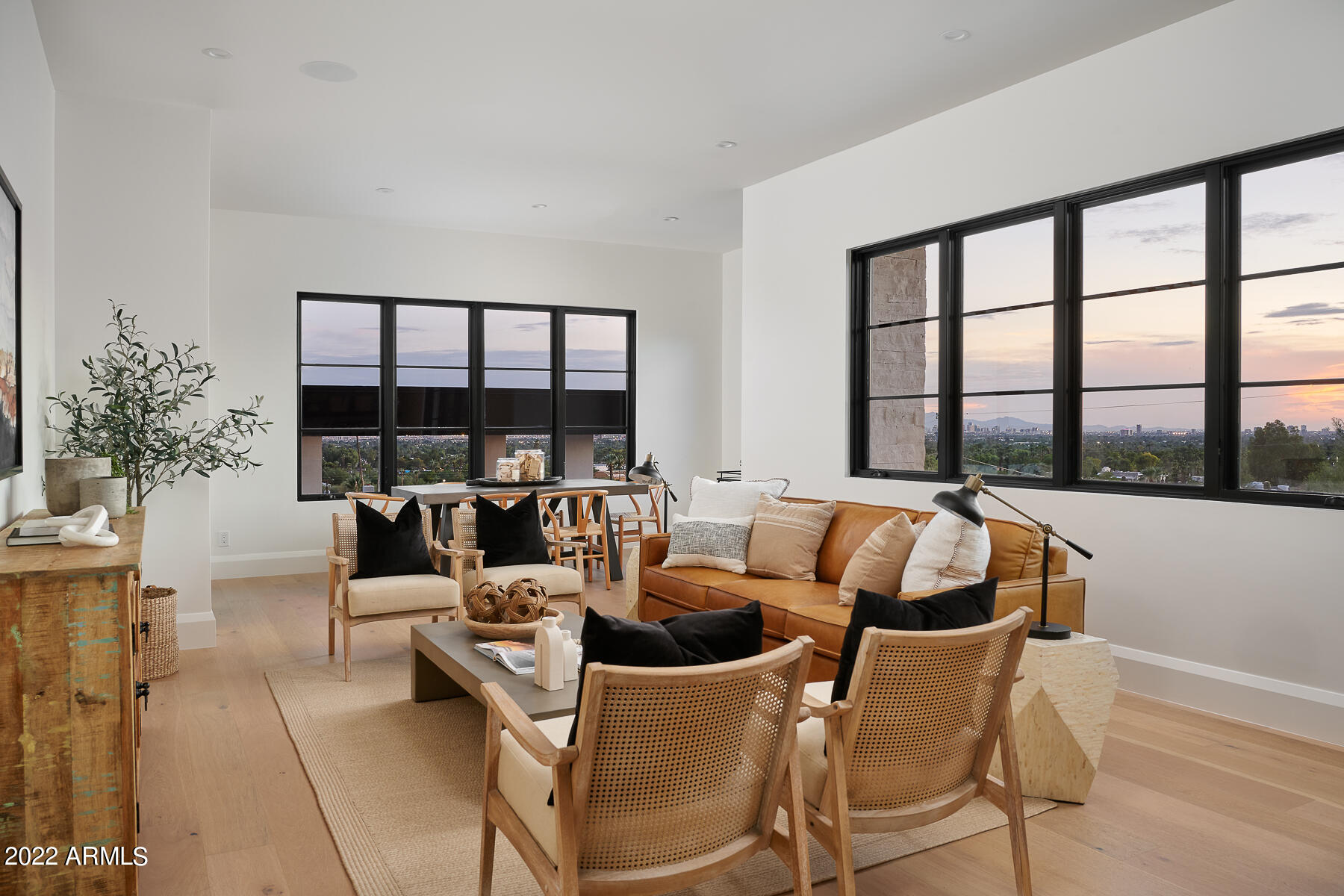 HIGHLANDS - Residential
