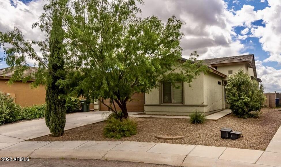 Have you been looking for a home with a large yard and huge open back yard views but still has that neighborhood close to it all?? Well, this is your home!  3 bedroom, 2 bathroom, 2 car garage home, 1700+ Square brand new carpet in bedrooms, tile in wet areas, and brand new vinyl floors in common areas/hallways.  Gorgeous stainless appliances, kitchen island, pantry storage.  Split floor plan design!  You will not believe the views from the backyard, Huachuca Mountain Range in clear, open view!  No backyard neighbors!