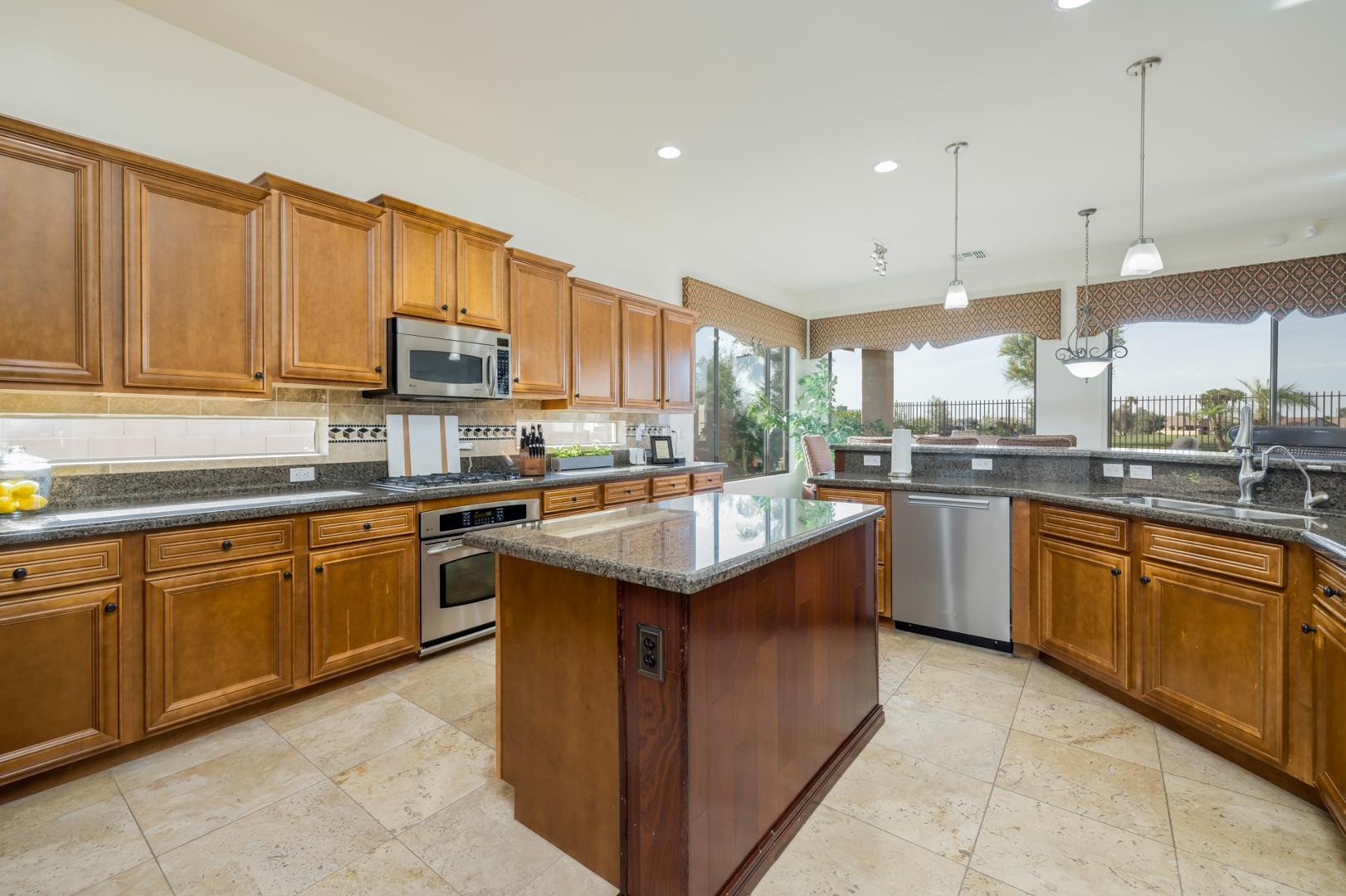 SEVILLE PARCEL 18B - Residential Lease