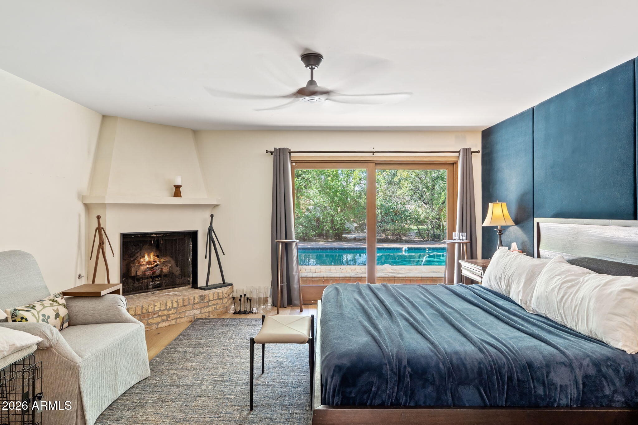 MOUNTAIN VIEW - Residential