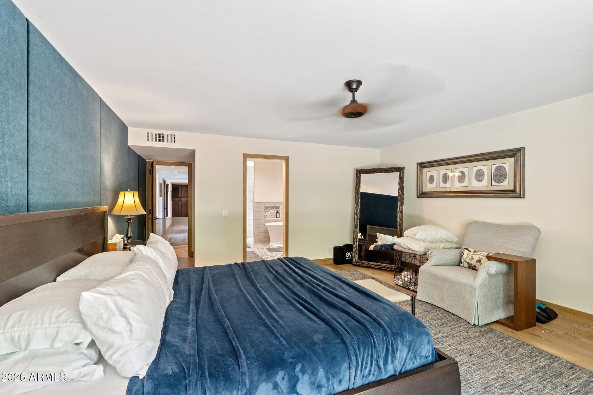 MOUNTAIN VIEW - Residential