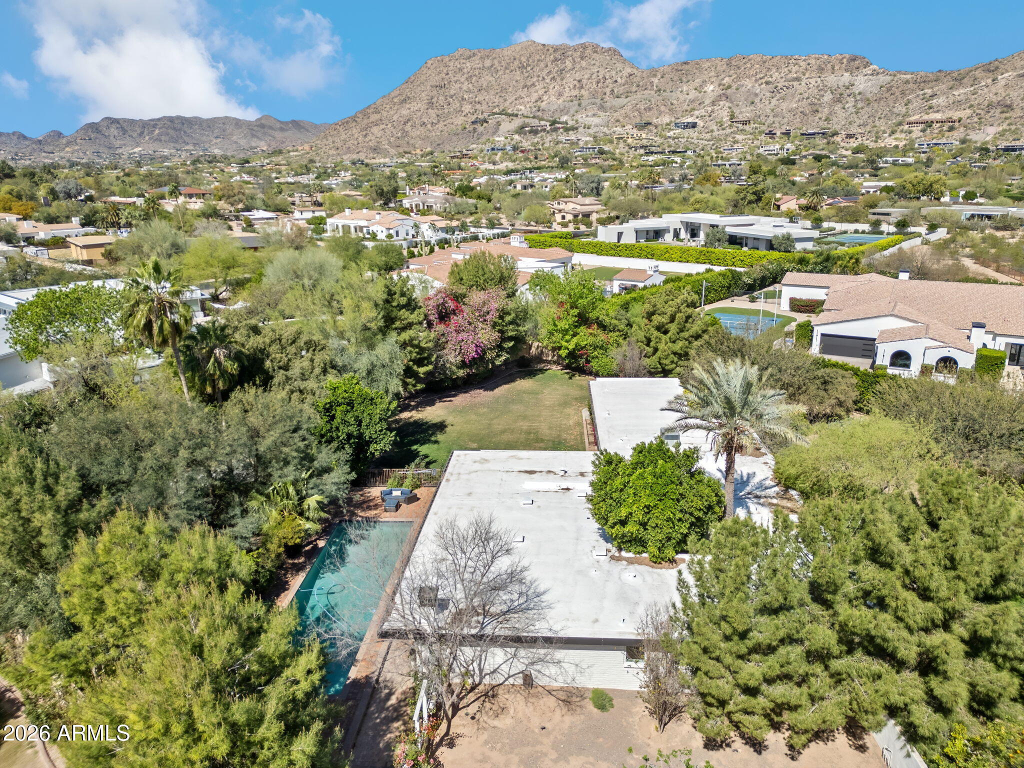 MOUNTAIN VIEW - Residential