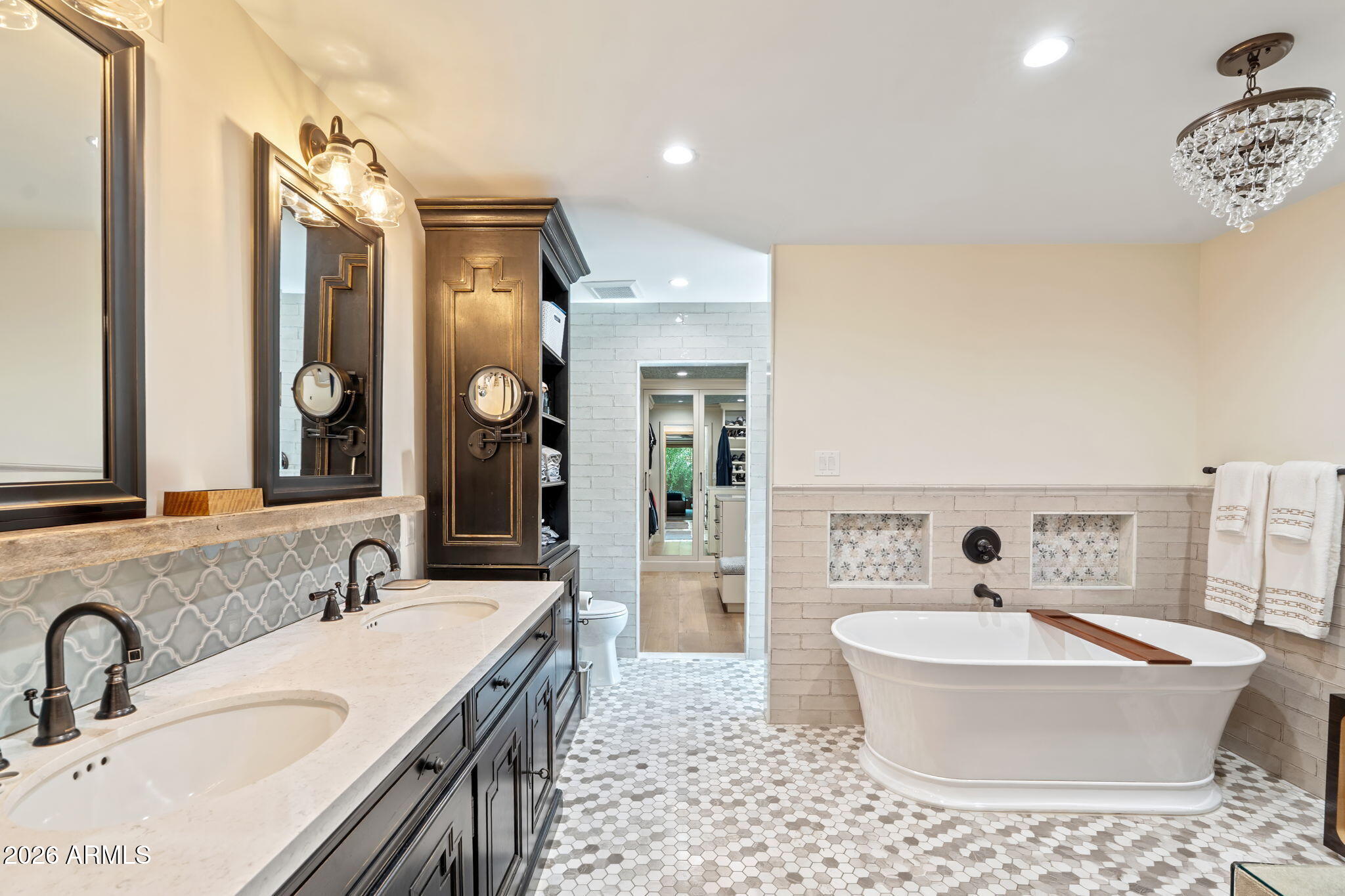 MOUNTAIN VIEW - Residential