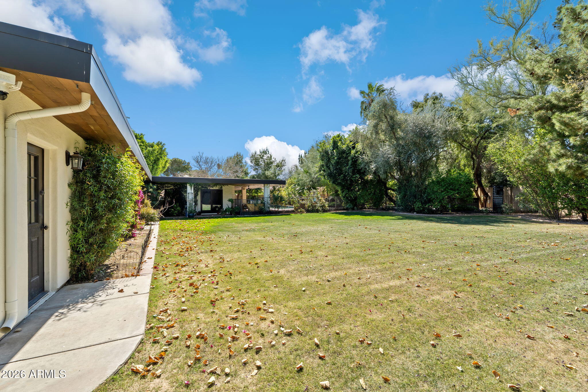 MOUNTAIN VIEW - Residential