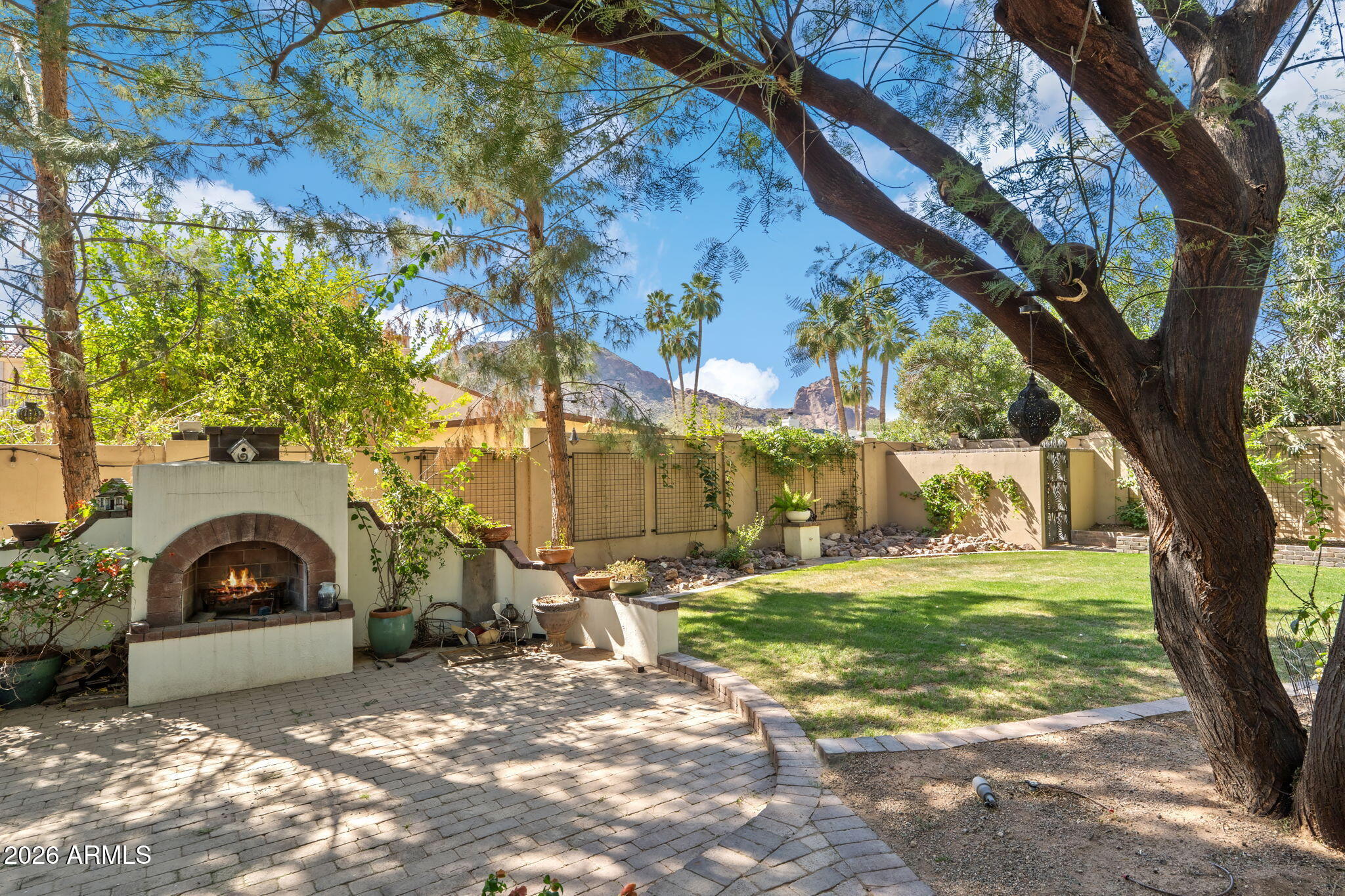 MOUNTAIN VIEW - Residential